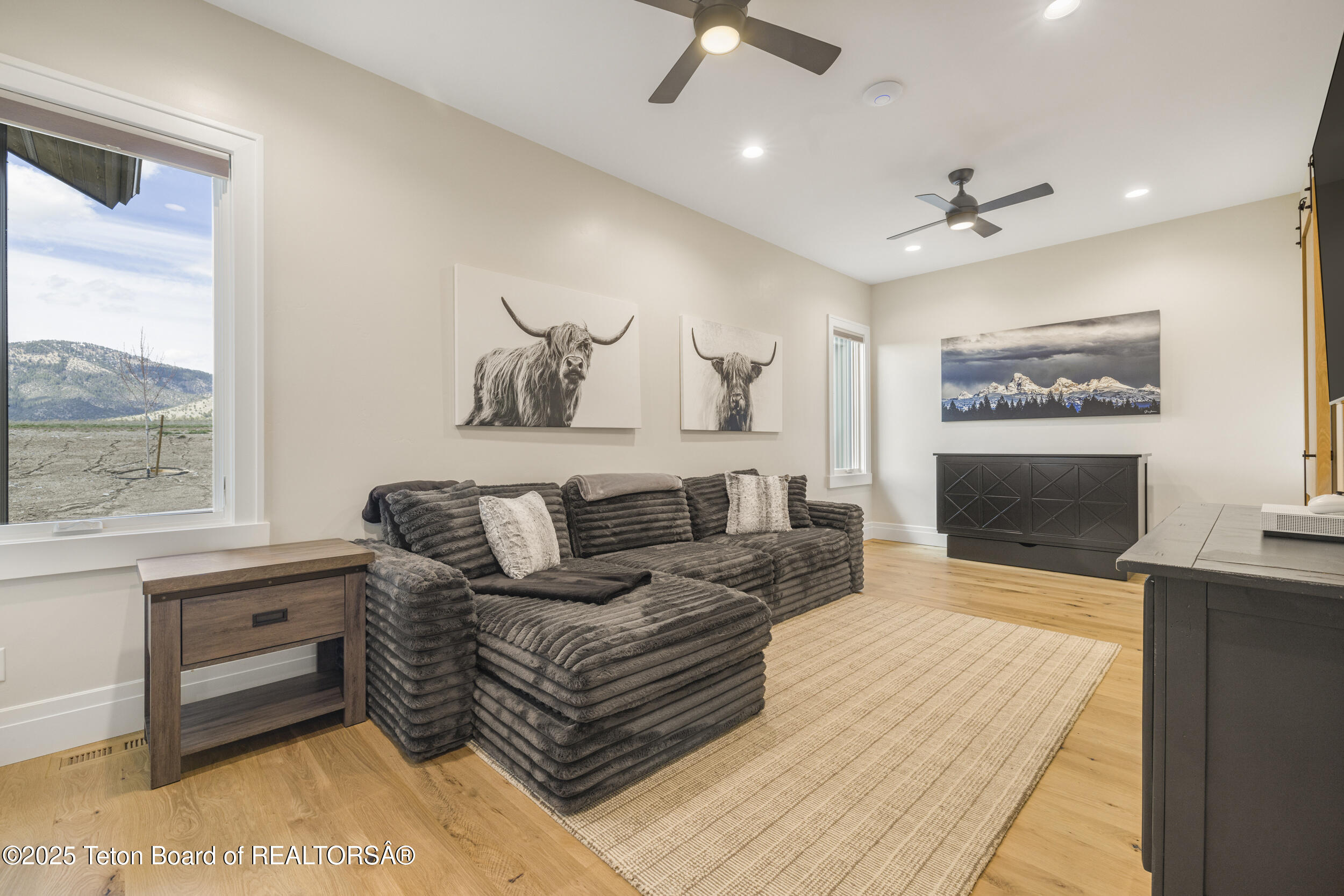 2399 CHAPEL RD Road