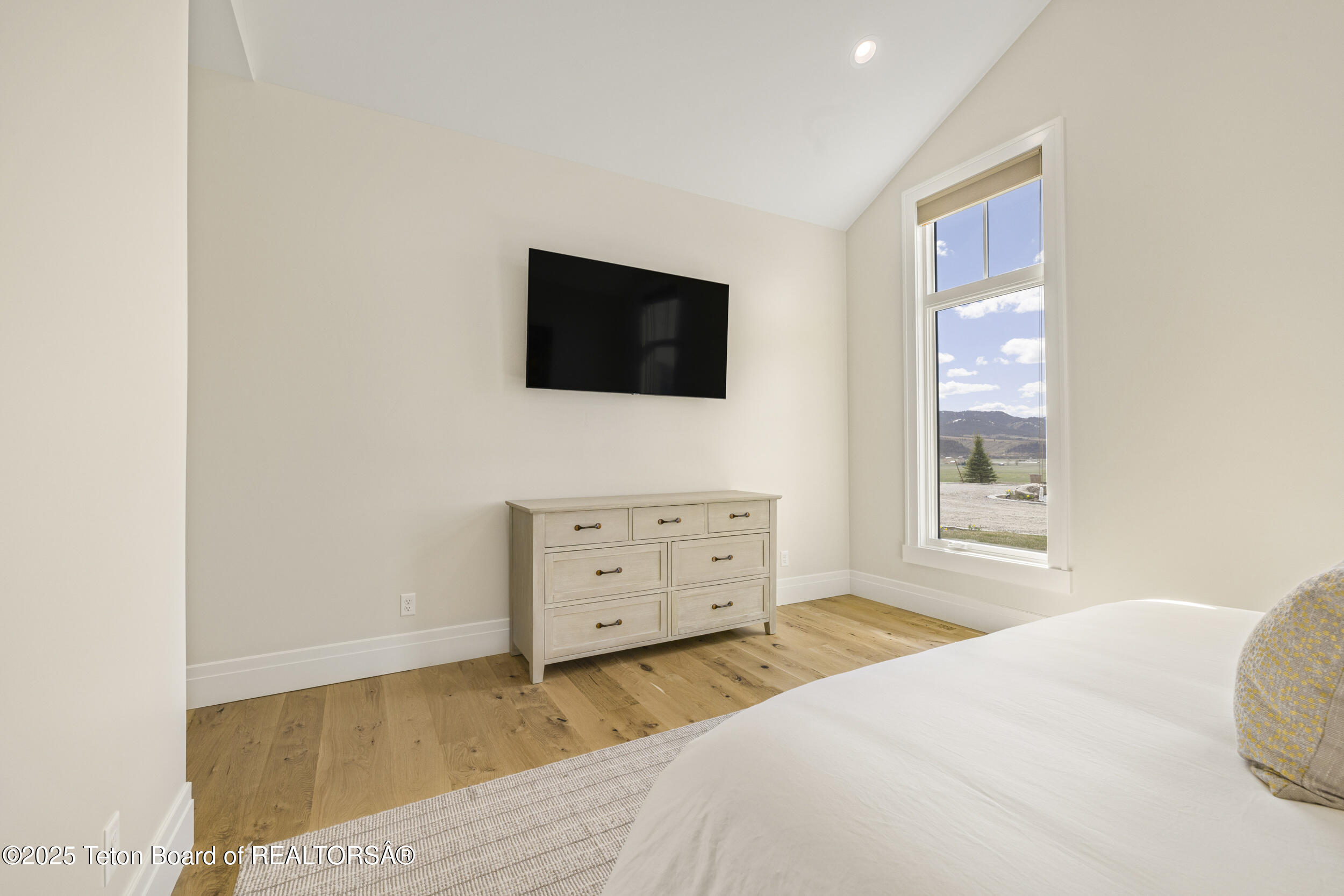 2399 CHAPEL RD Road