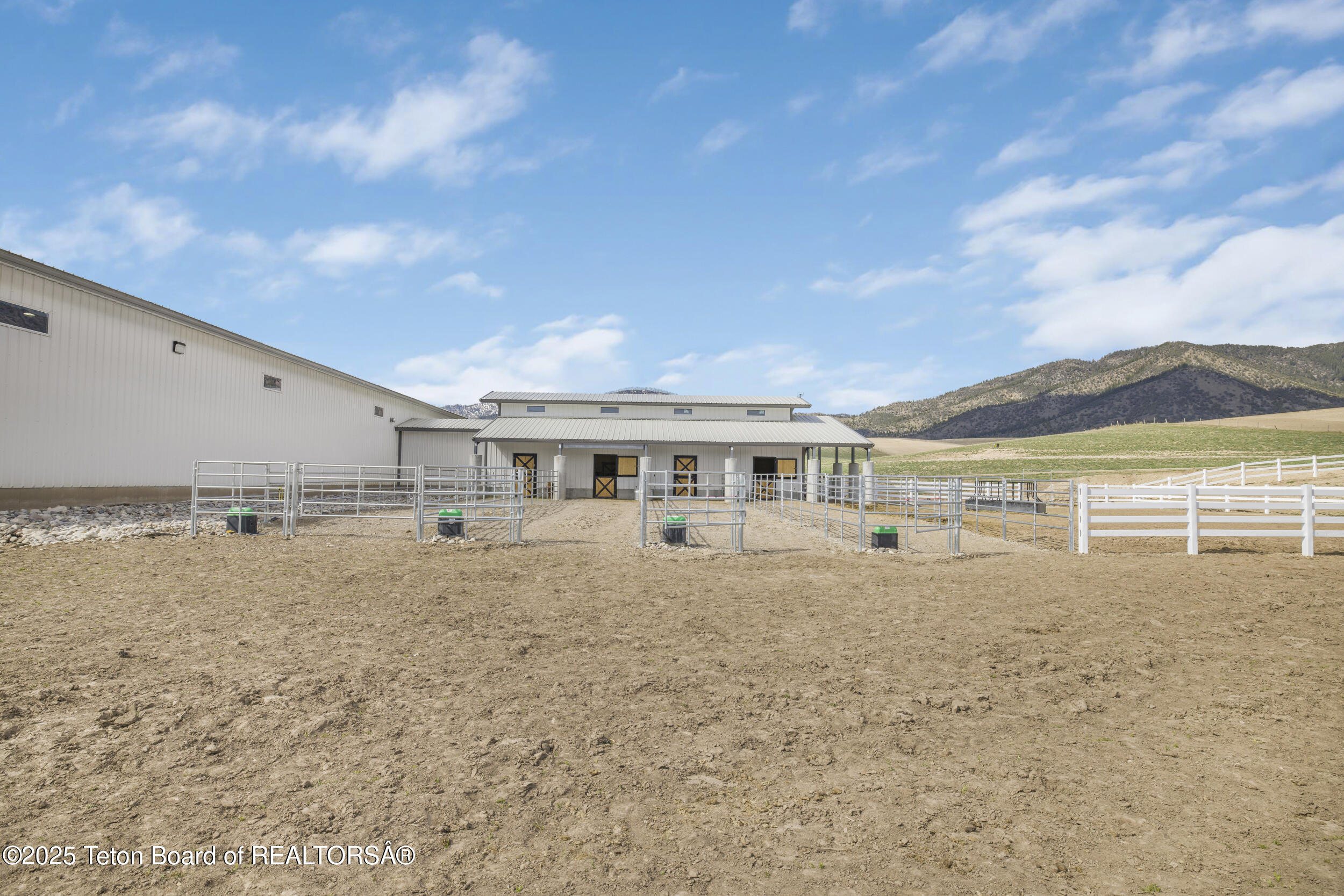2399 CHAPEL RD Road