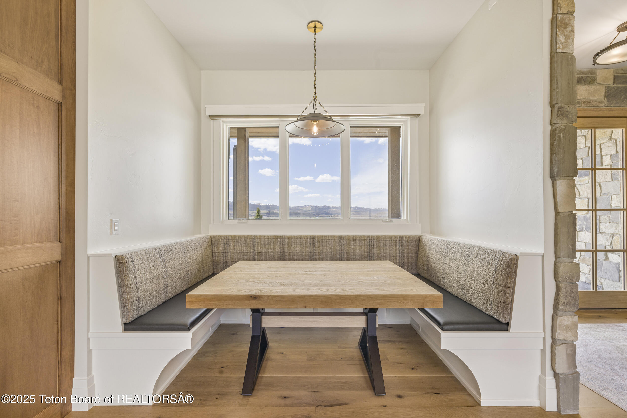 2399 CHAPEL RD Road