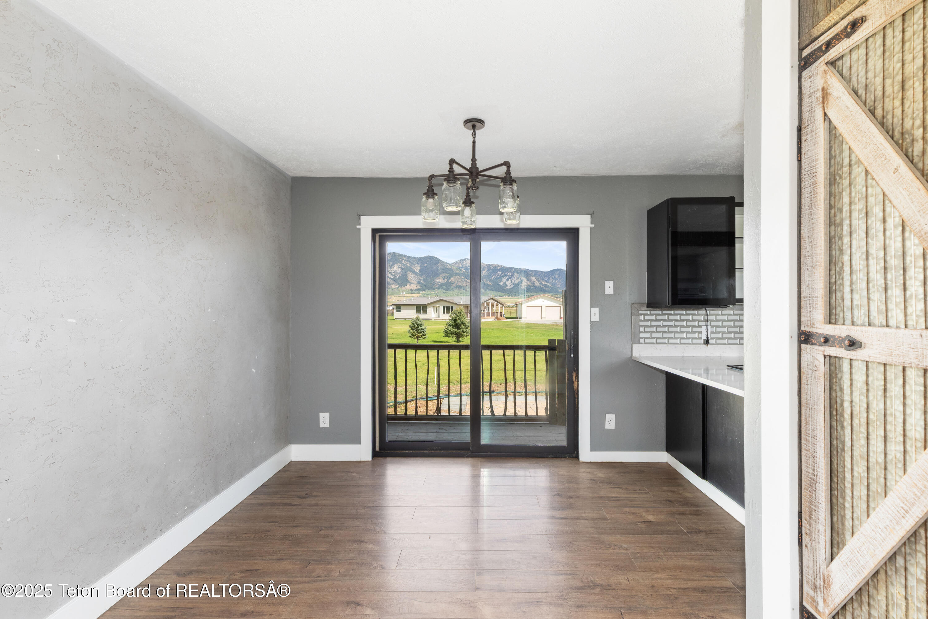 1138 COUNTY RD 114