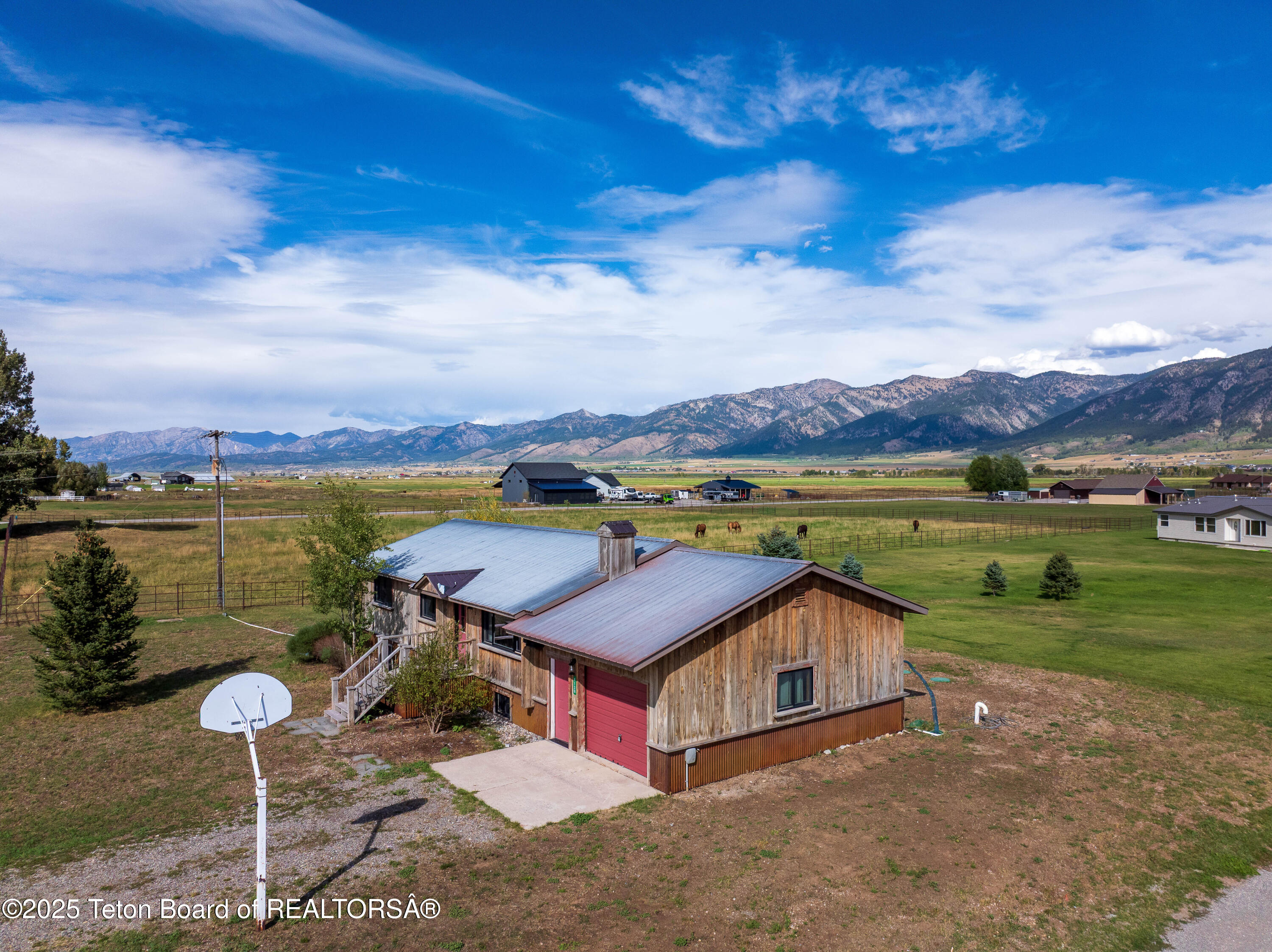 1138 COUNTY RD 114