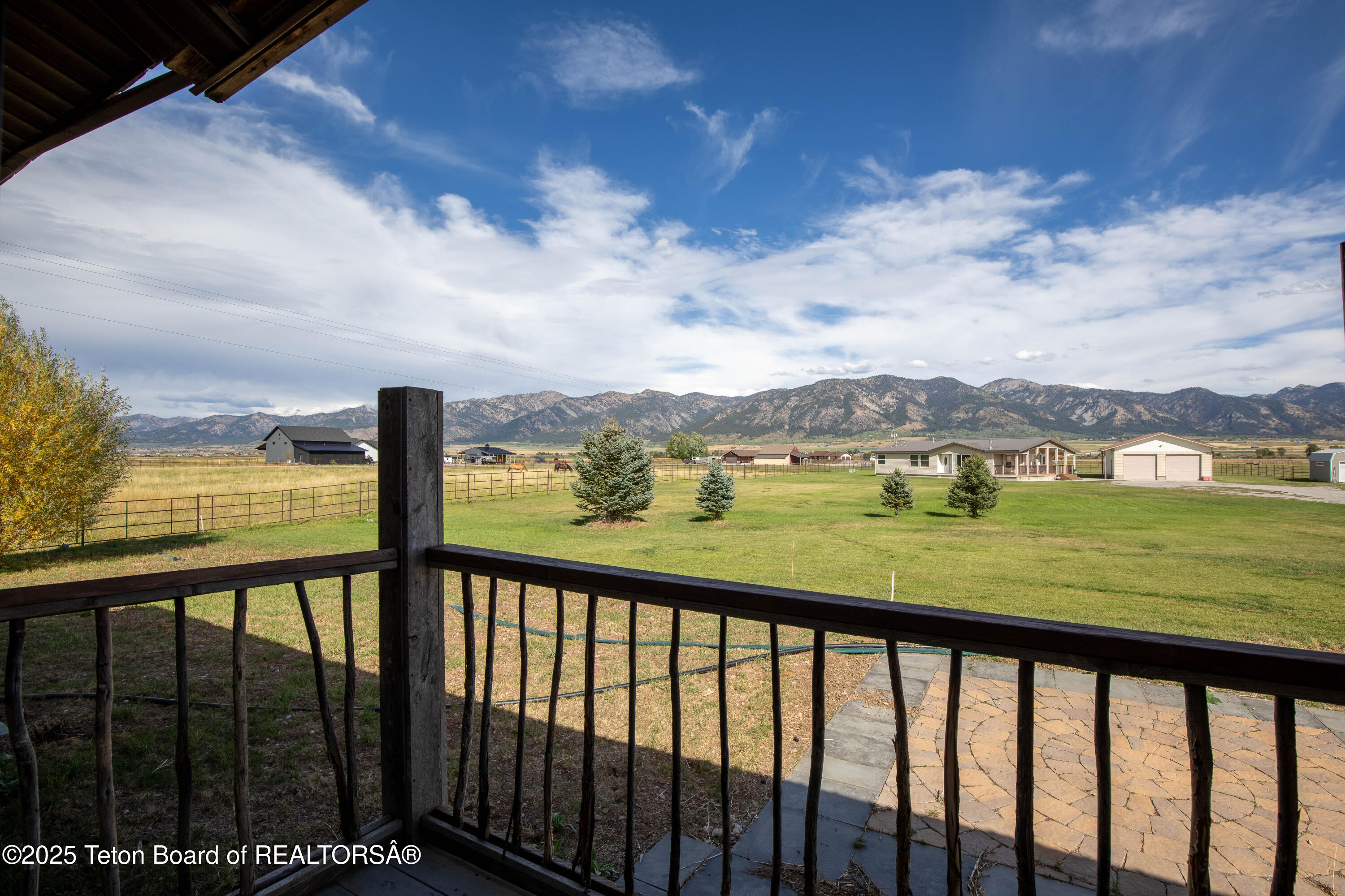 1138 COUNTY RD 114