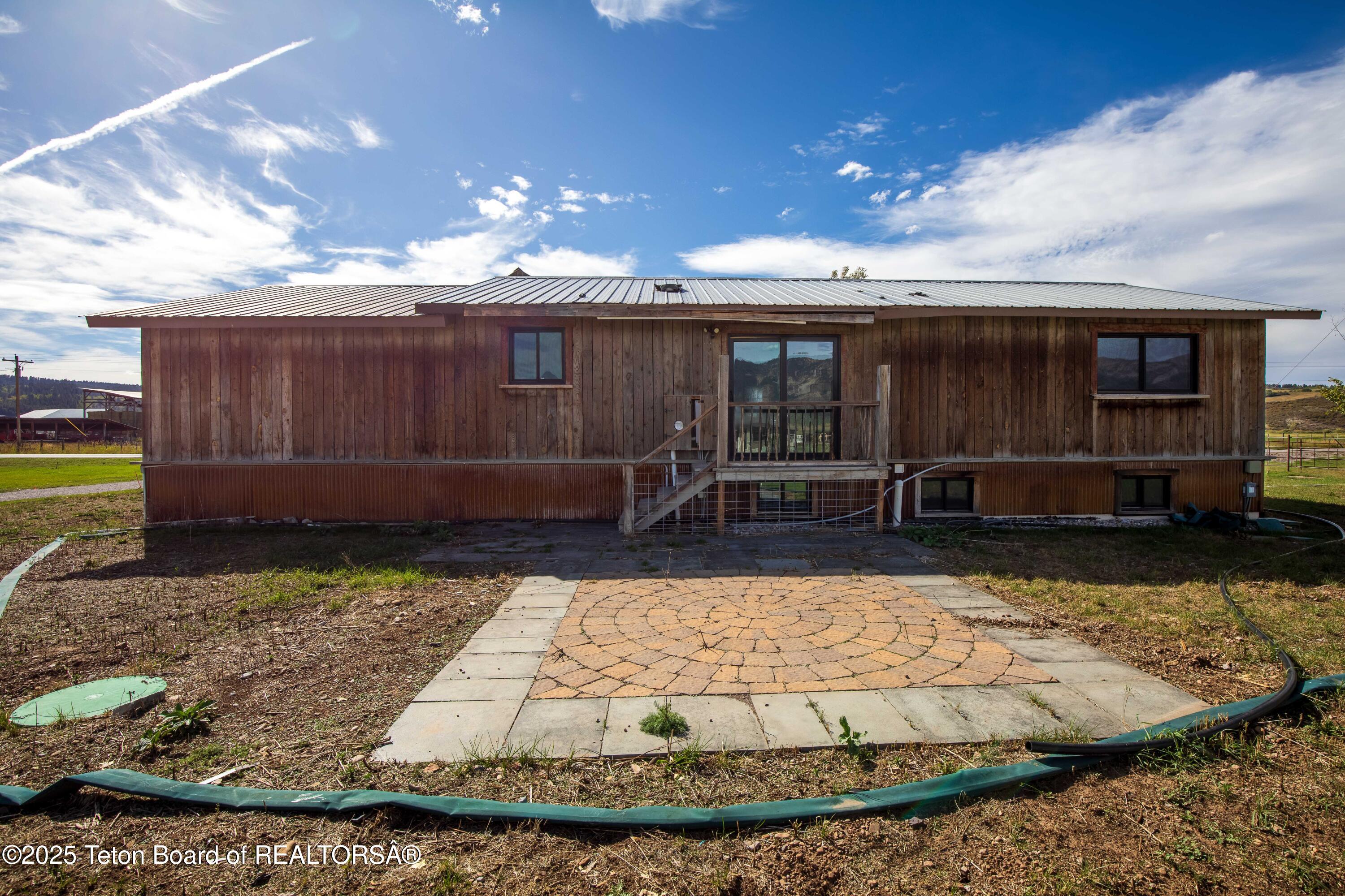 1138 COUNTY RD 114
