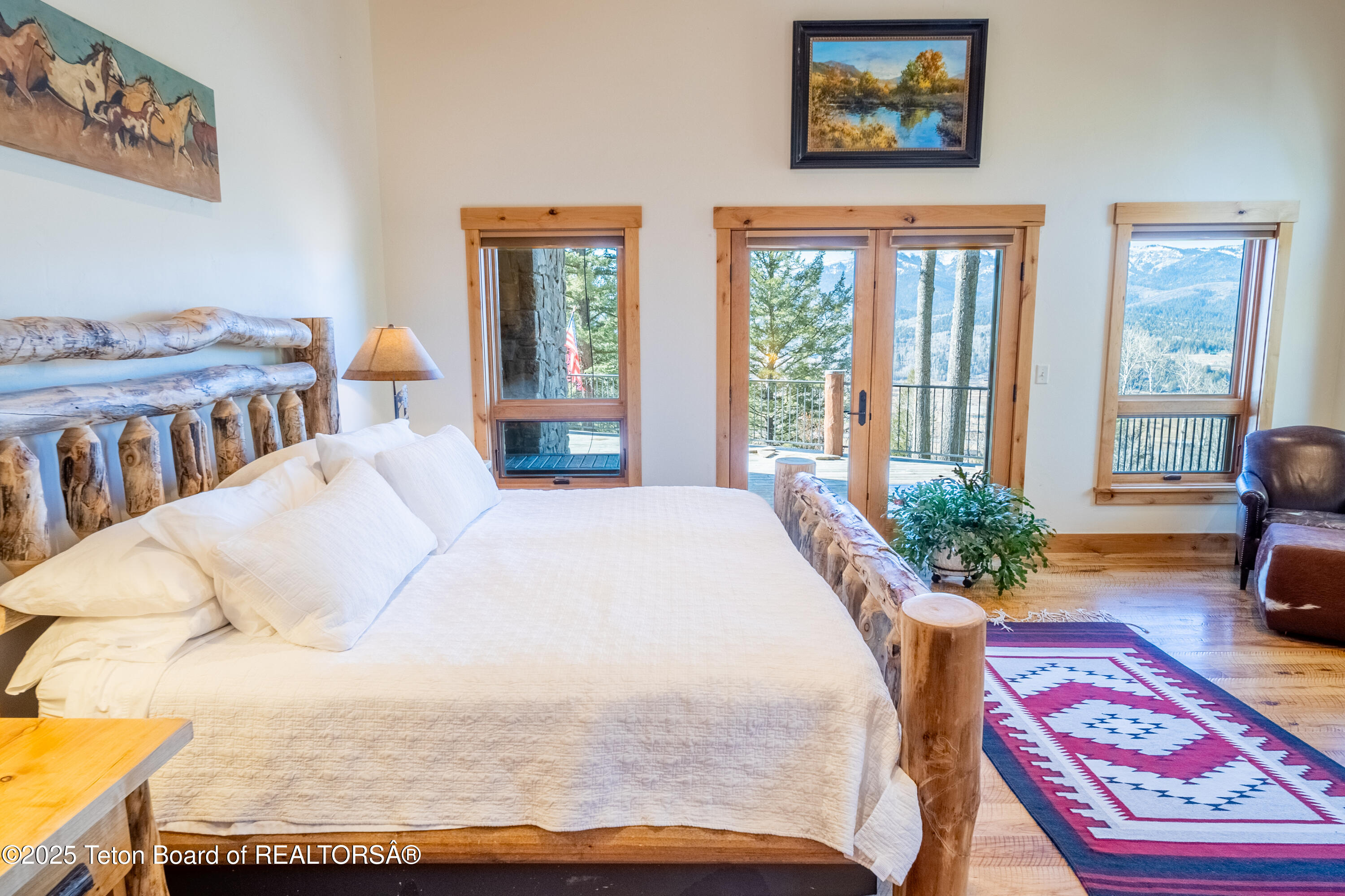 1558 TRAIL RIDGE Road