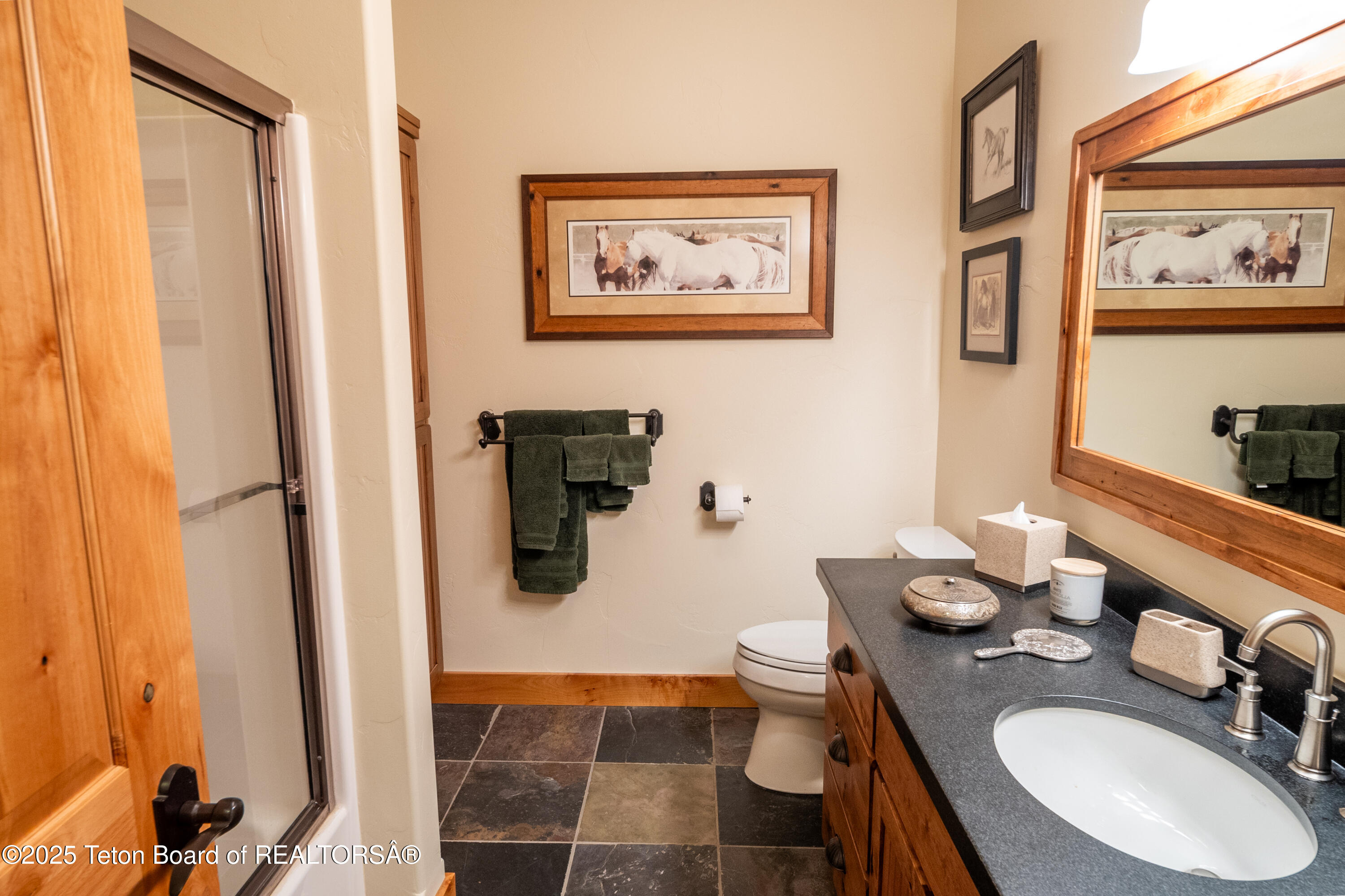 1558 TRAIL RIDGE Road