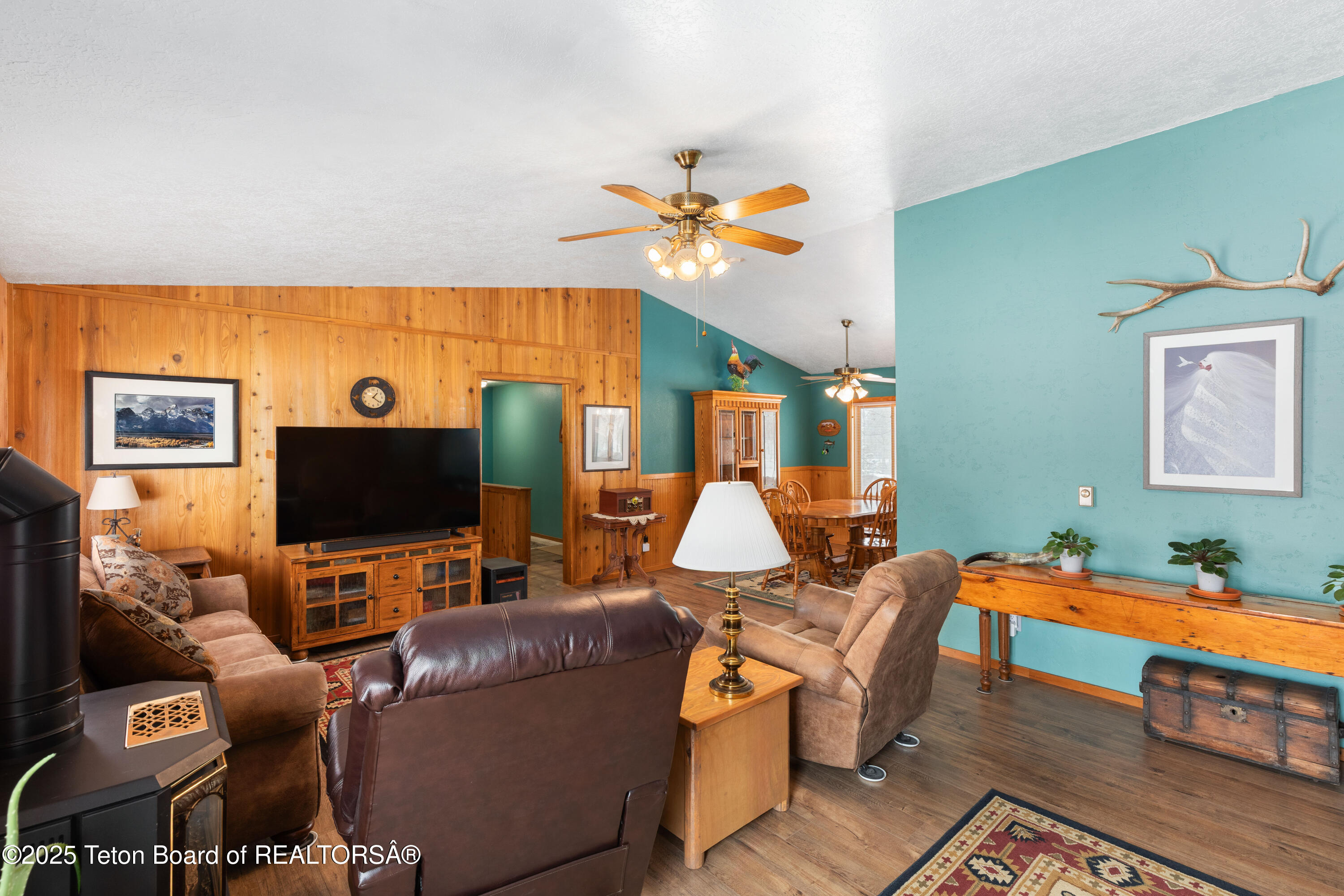 236 SUGAR LOAF Drive