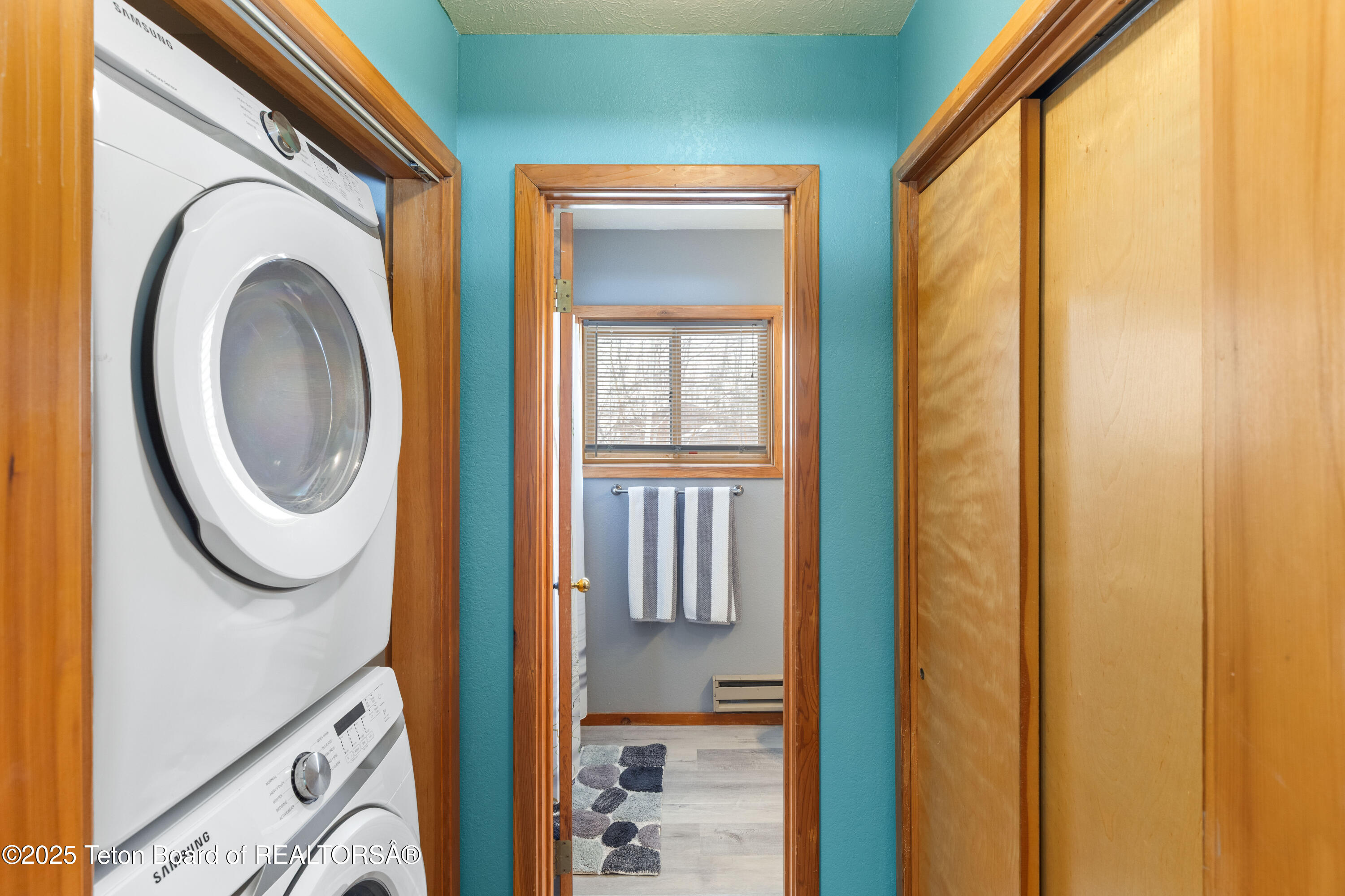 236 SUGAR LOAF Drive