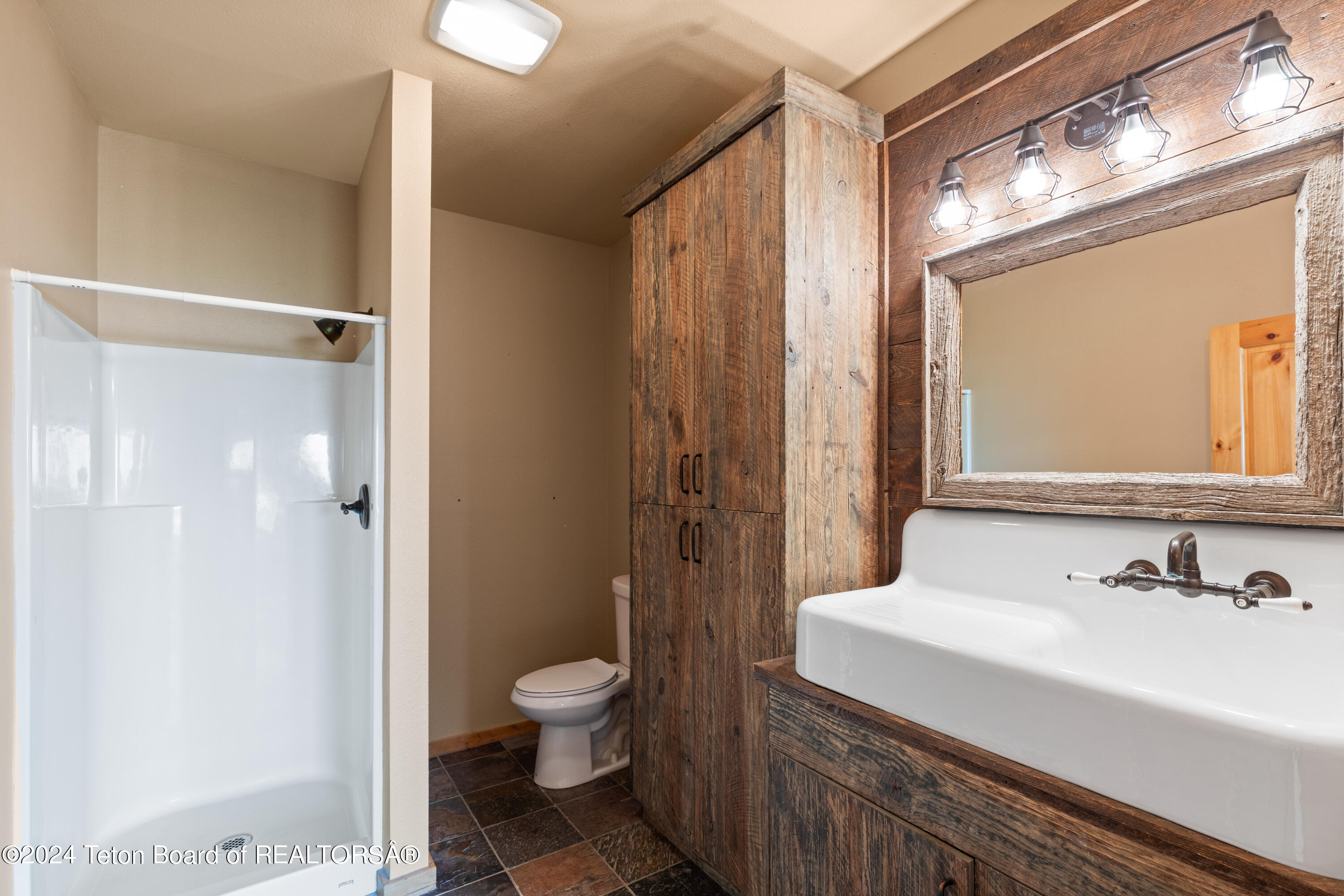 651 UPPER STWEART CREEK Road