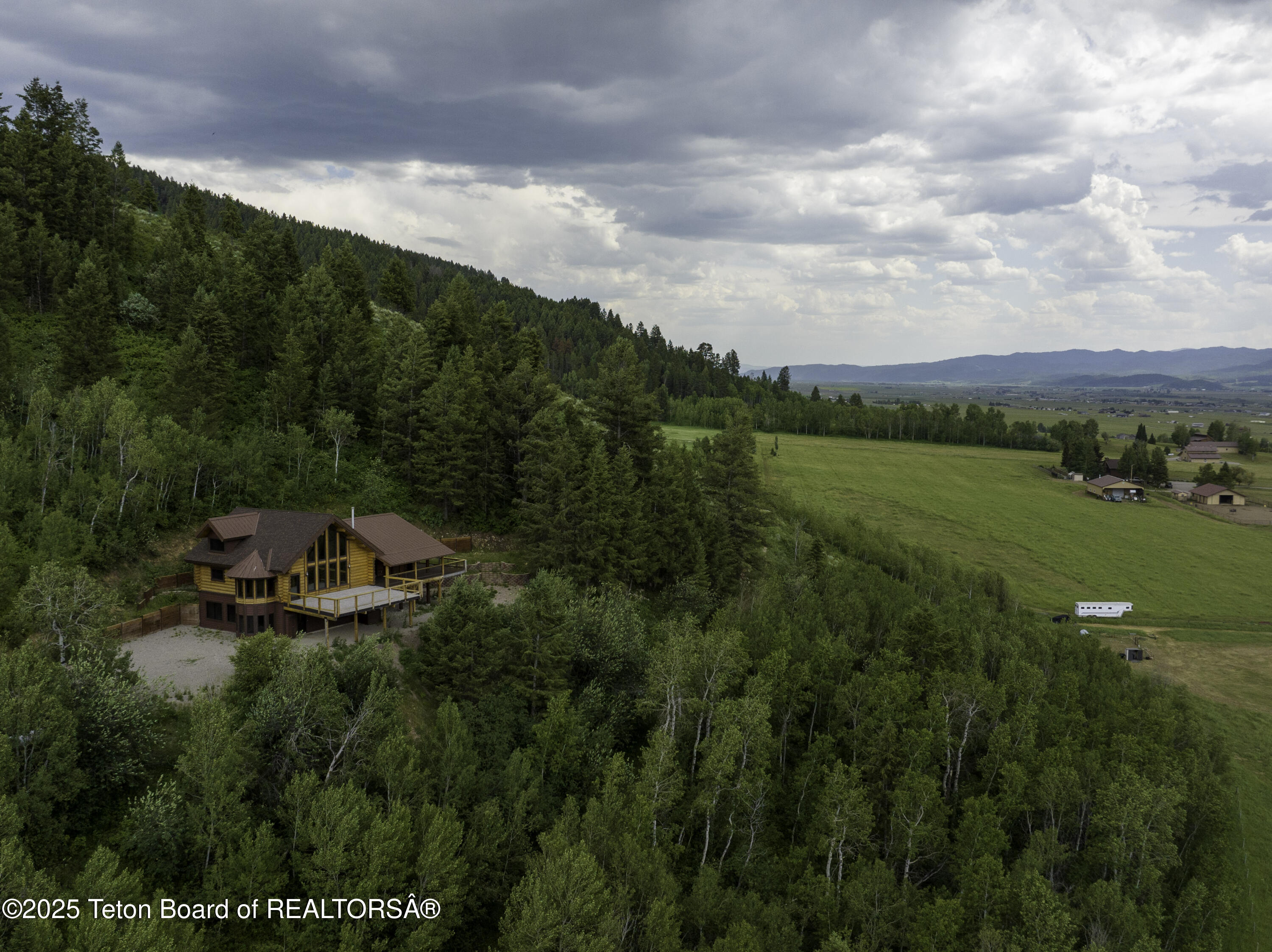651 UPPER STWEART CREEK Road