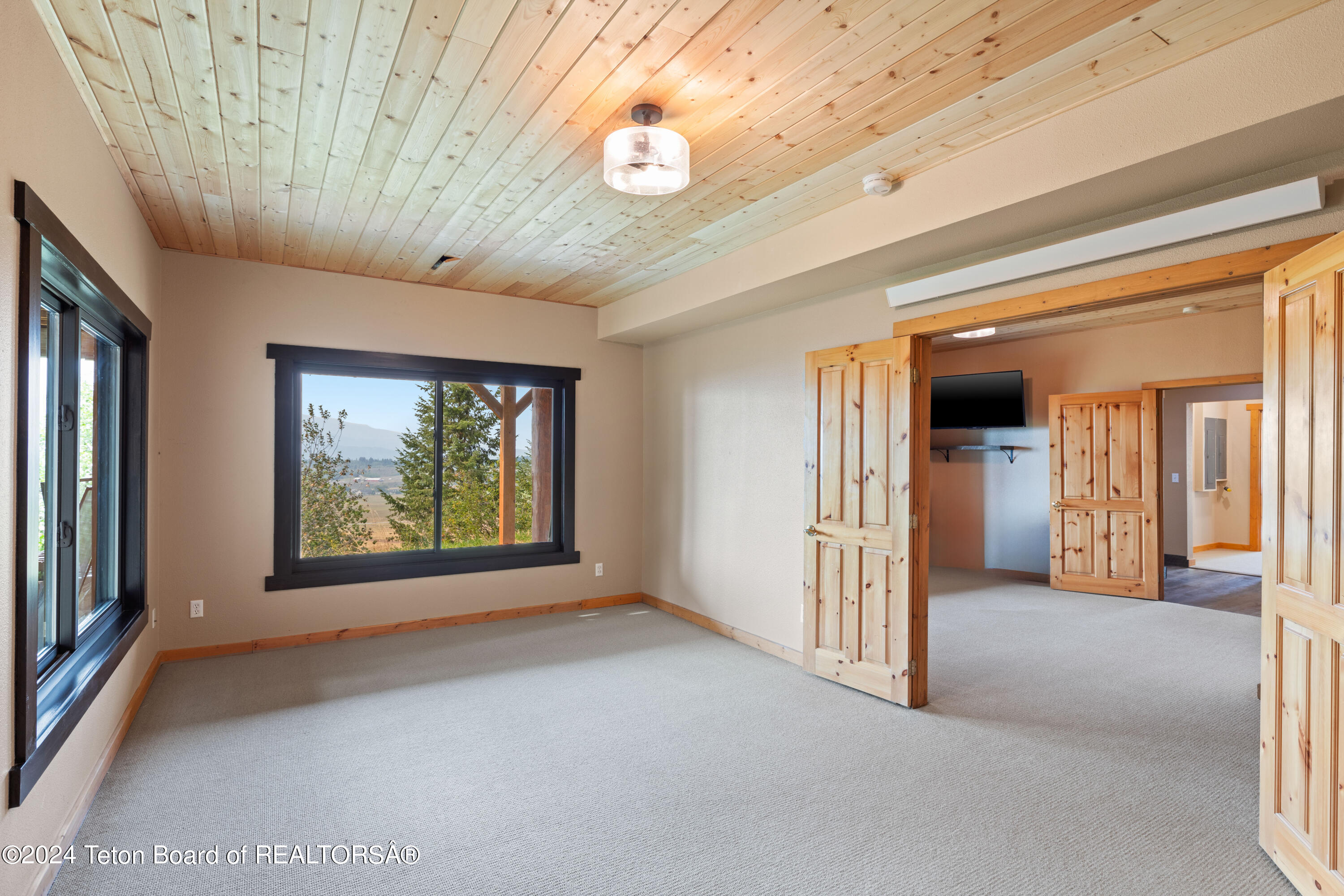 651 UPPER STWEART CREEK Road