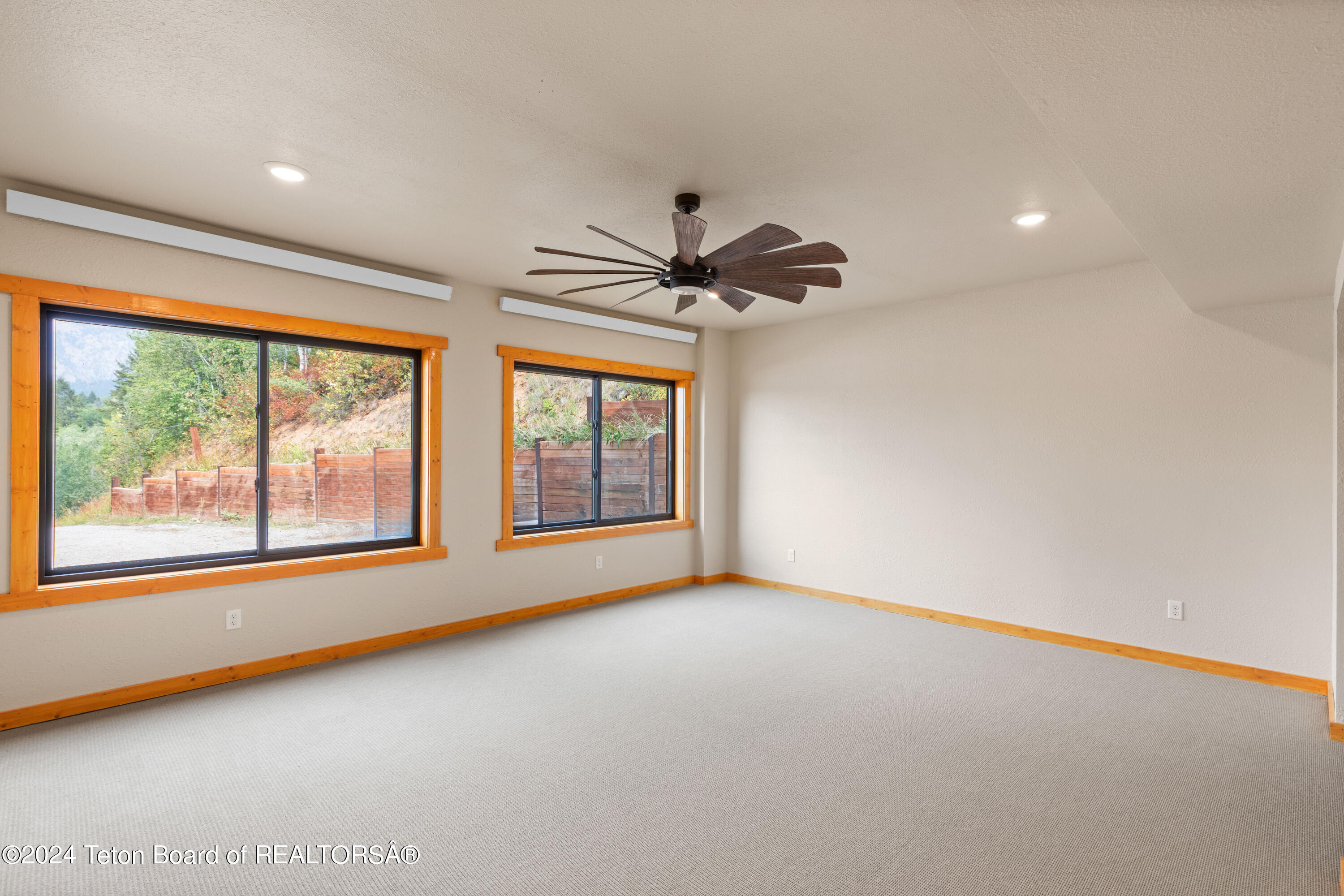 651 UPPER STWEART CREEK Road