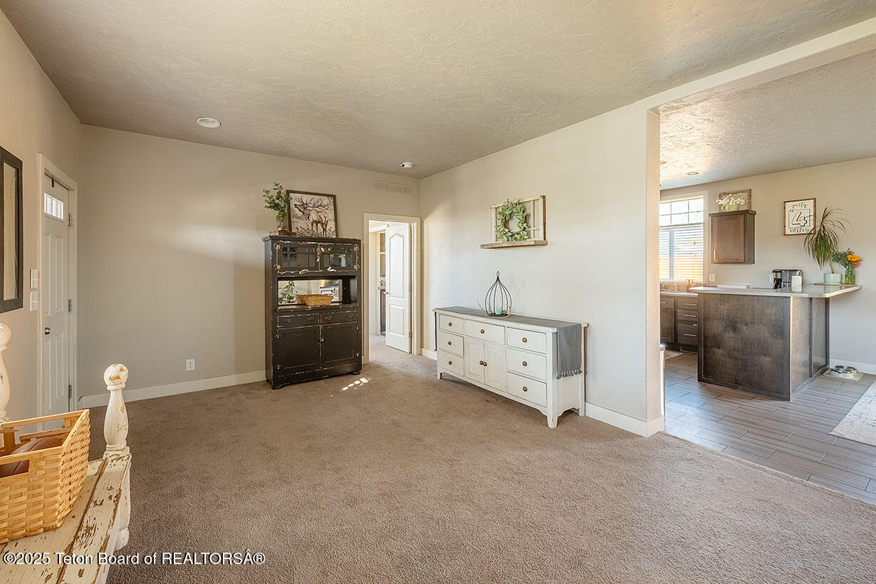 350 LITTLE GREYS LOOP