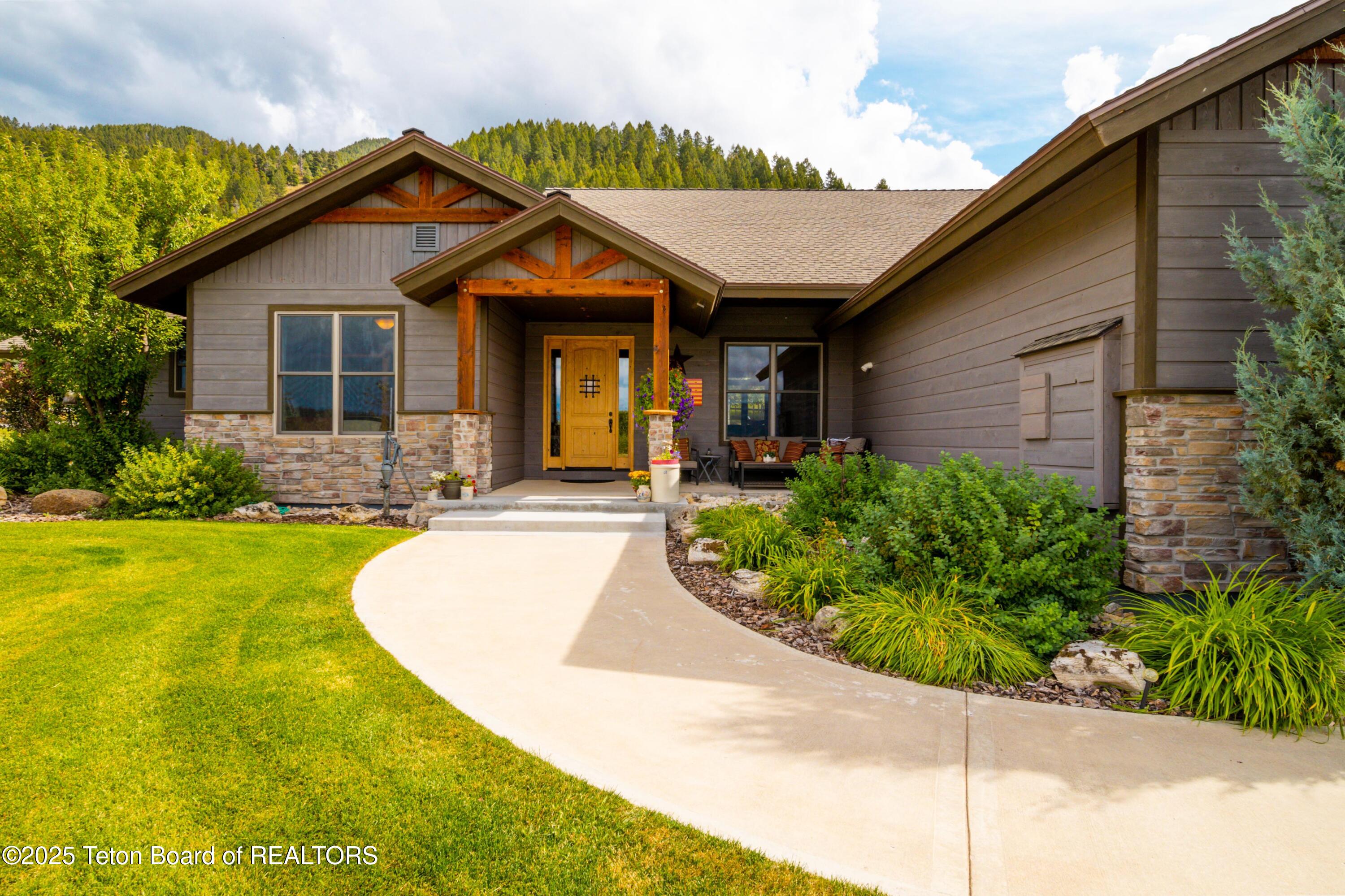 363 UPPER STEWART CREEK Road