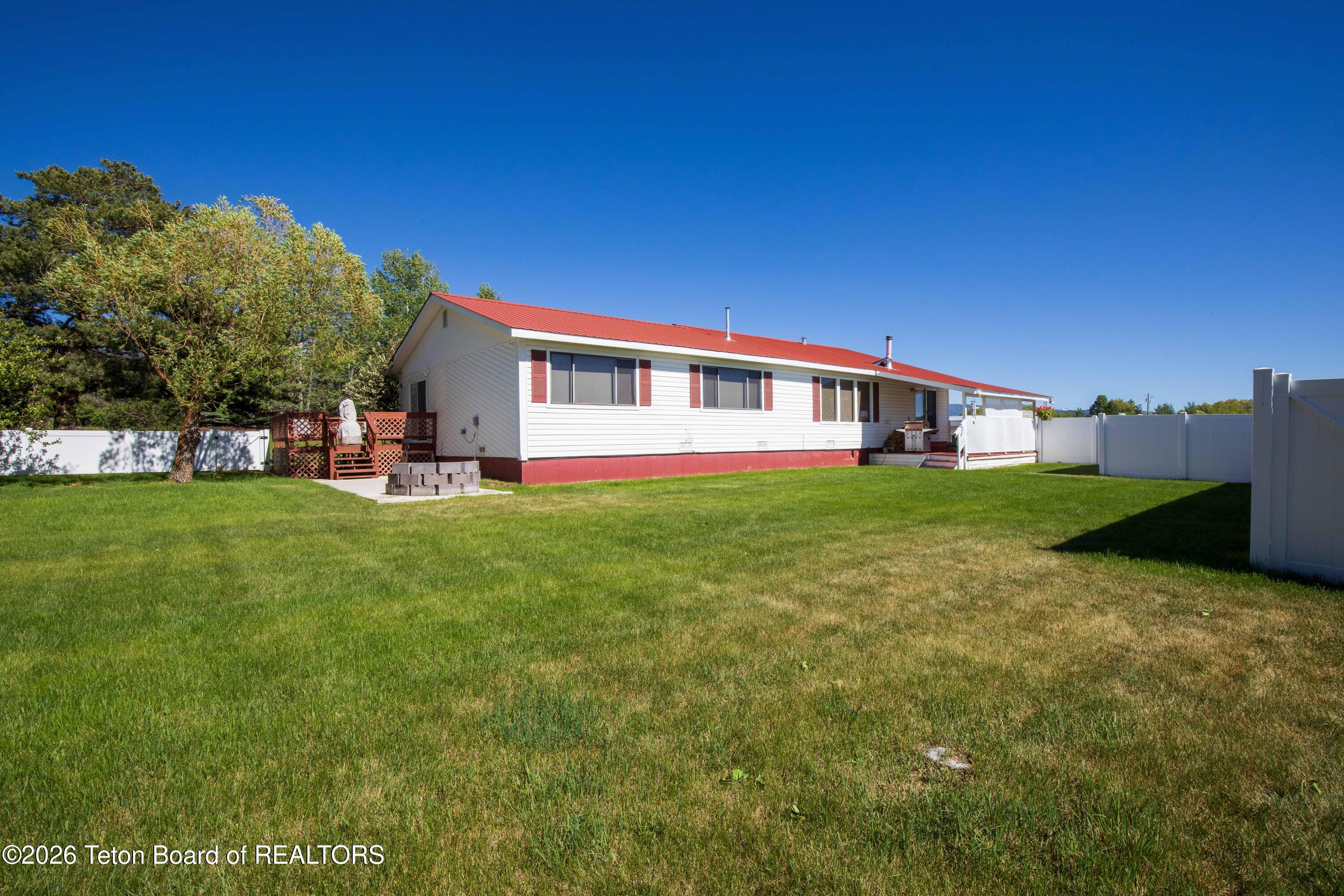 1357 MUDDY STRING Road