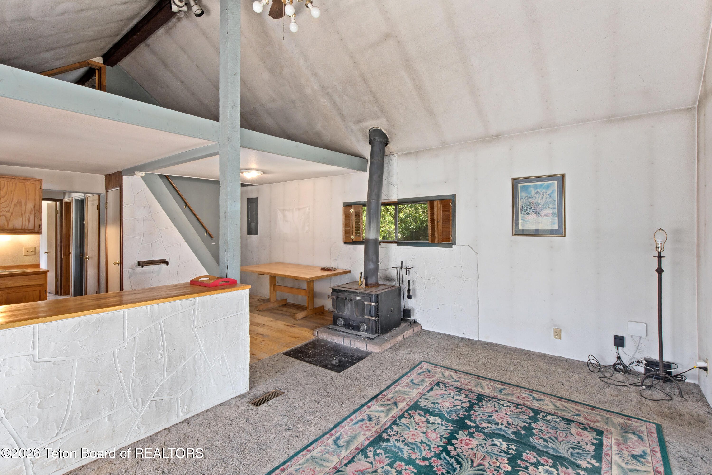 545 E COTTAGE Lane