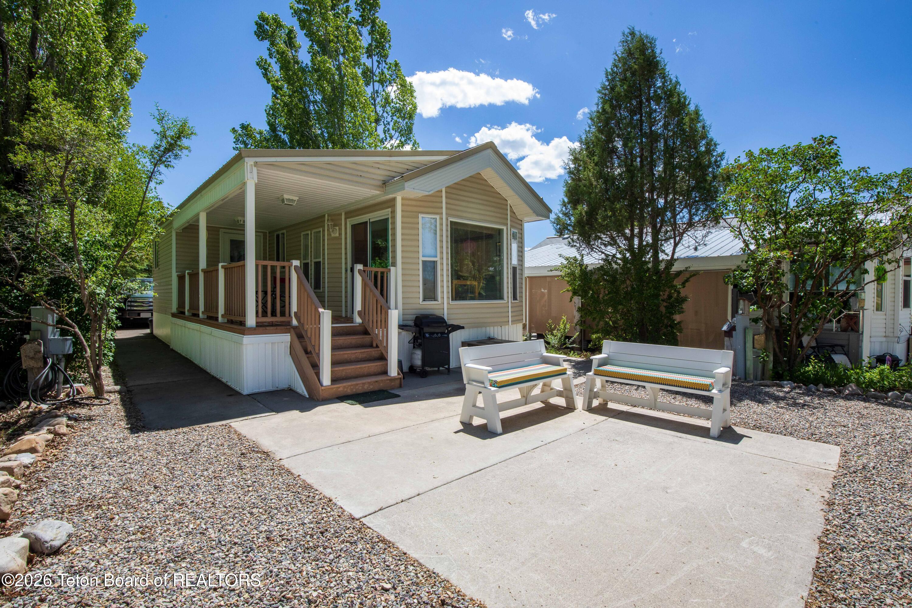 453 RIM Road