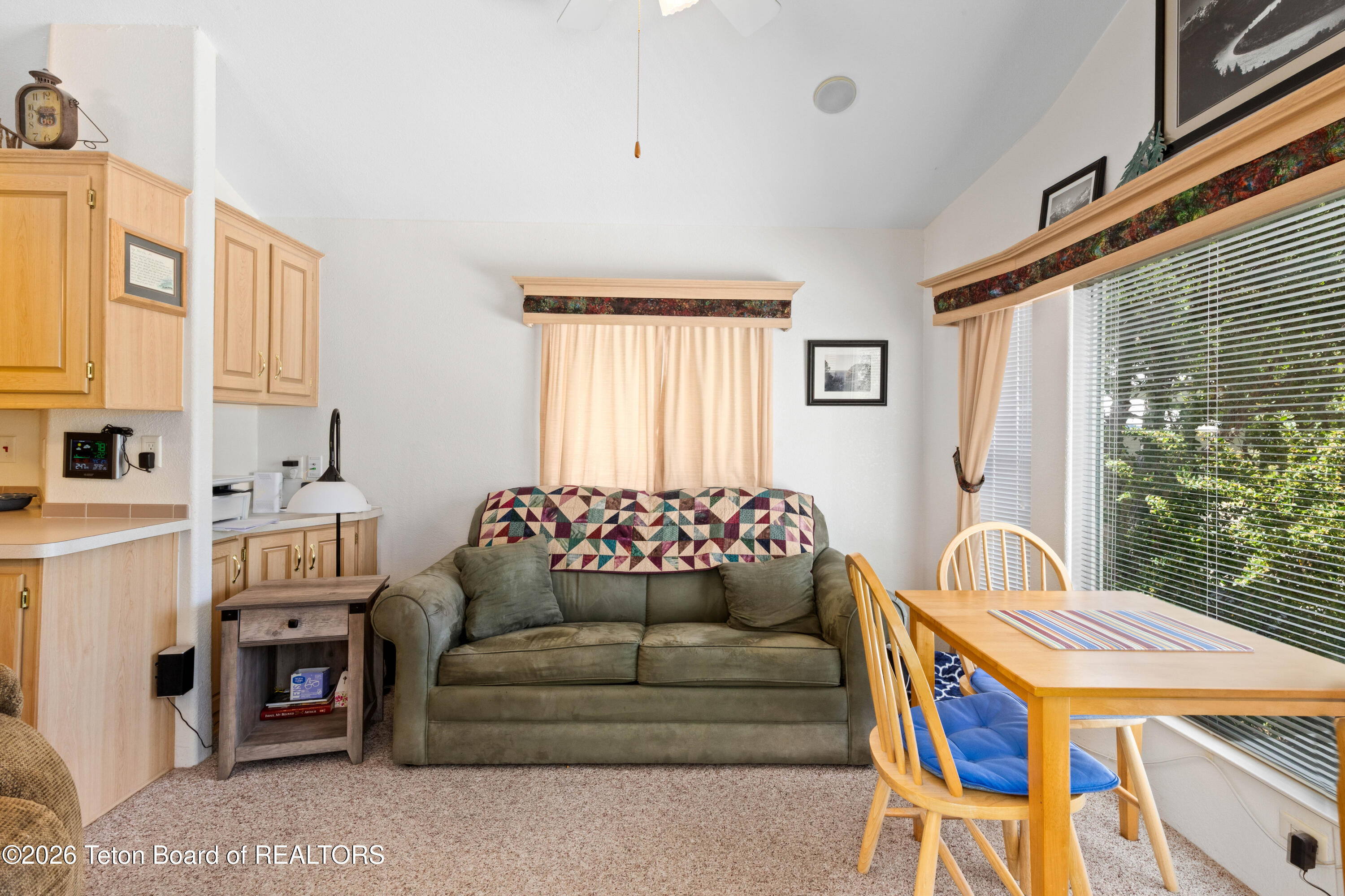 453 RIM Road