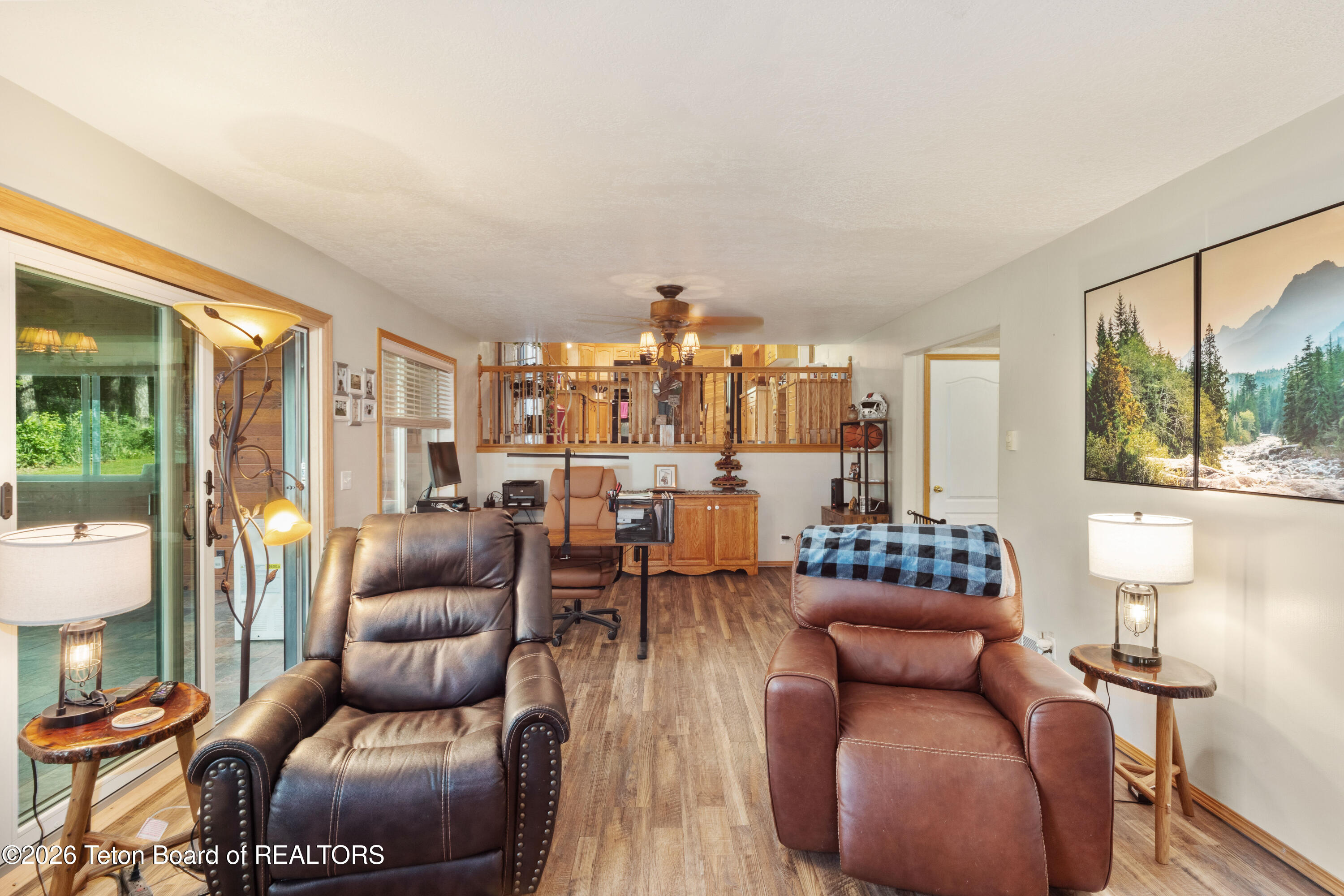 67 HILLSIDE Circle