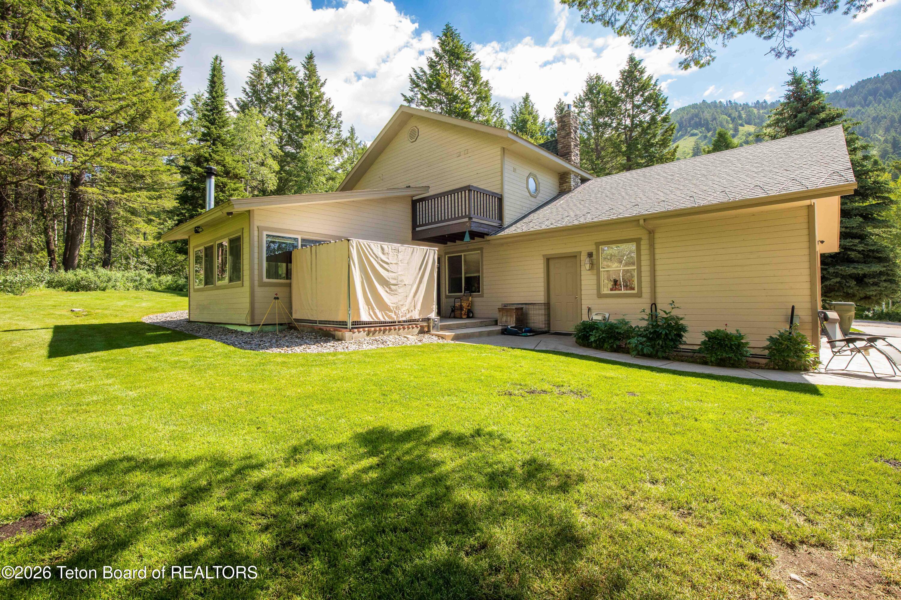 67 HILLSIDE Circle
