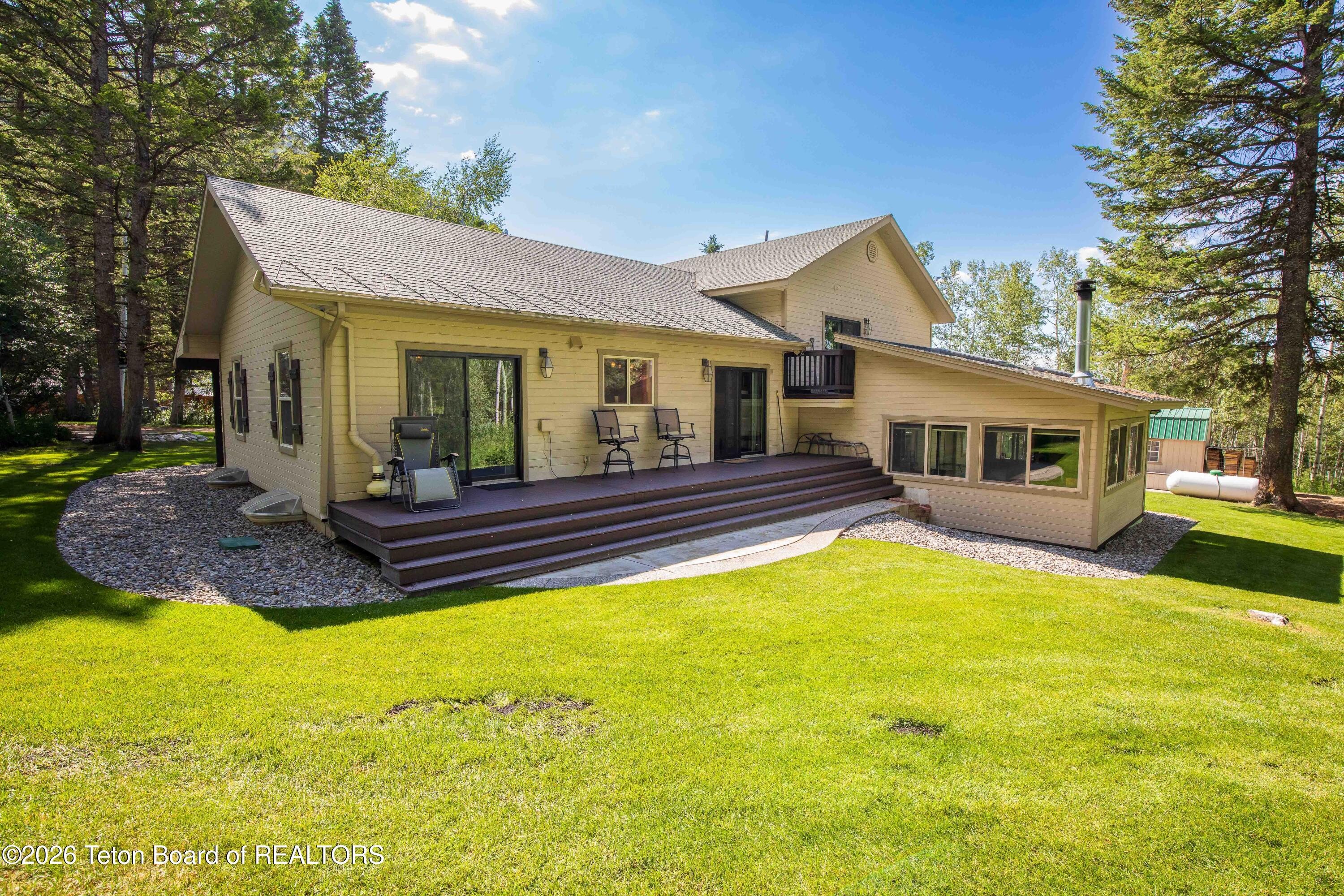 67 HILLSIDE Circle