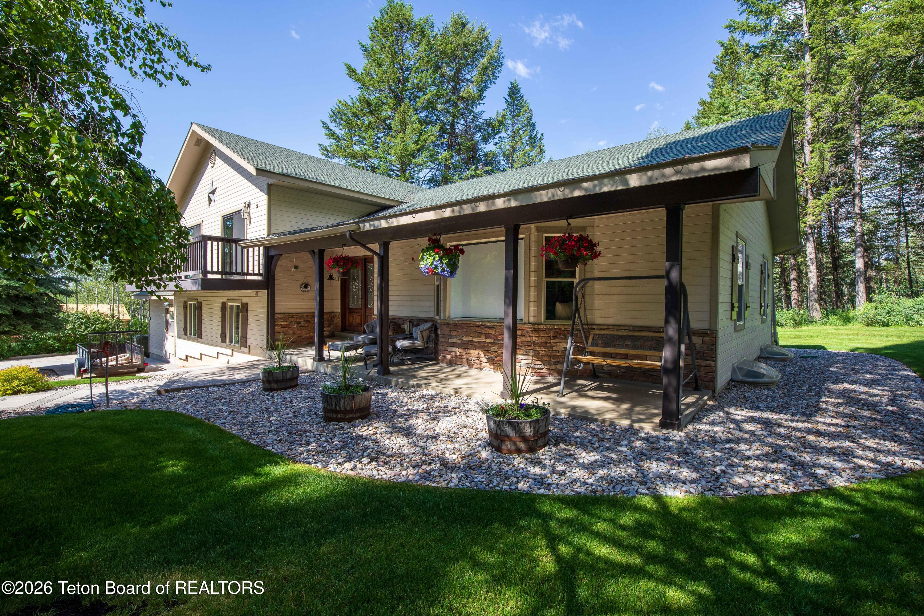 67 HILLSIDE Circle