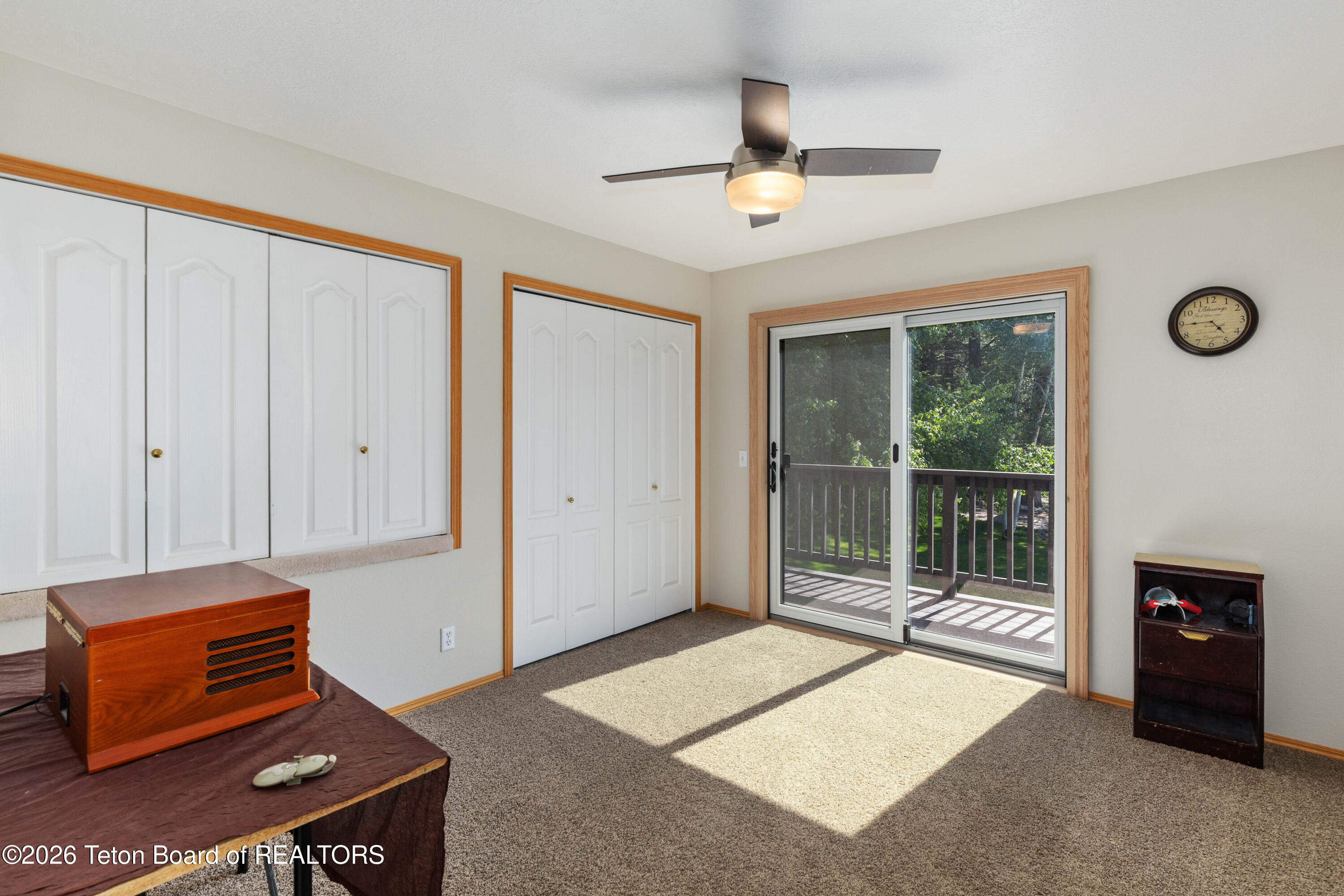 67 HILLSIDE Circle