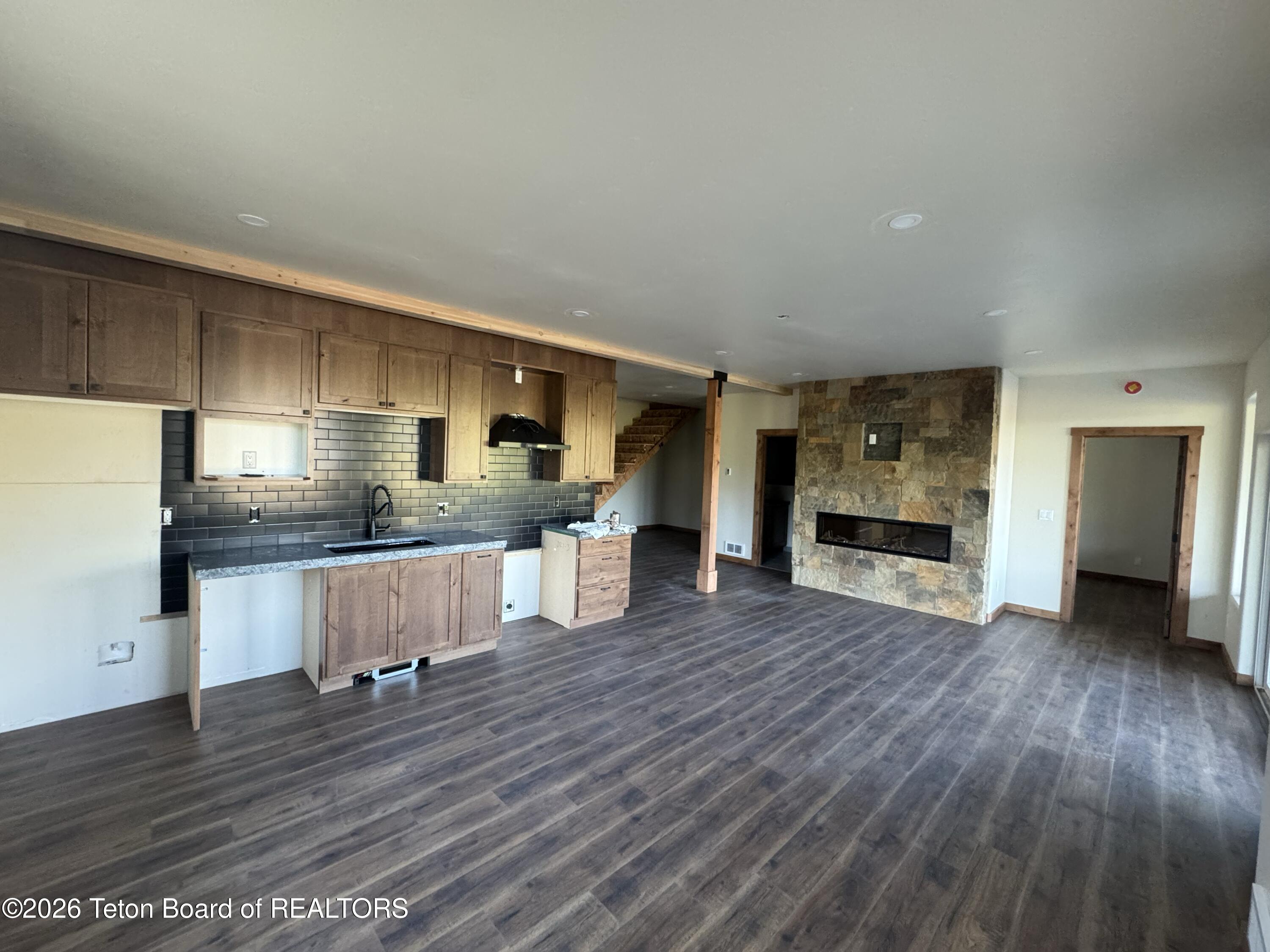 149 ALPINE MEADOW Loop