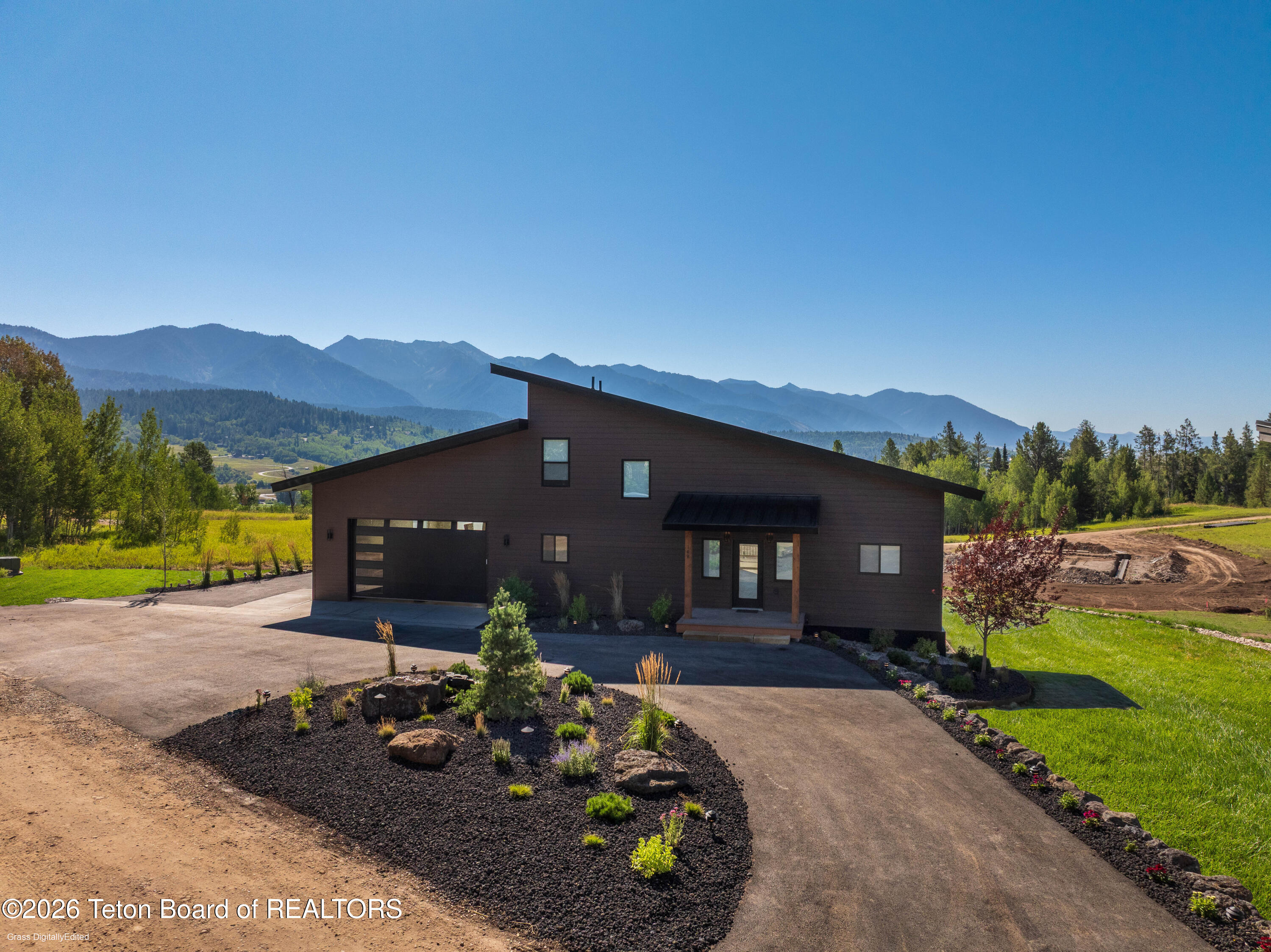 149 ALPINE MEADOW Loop