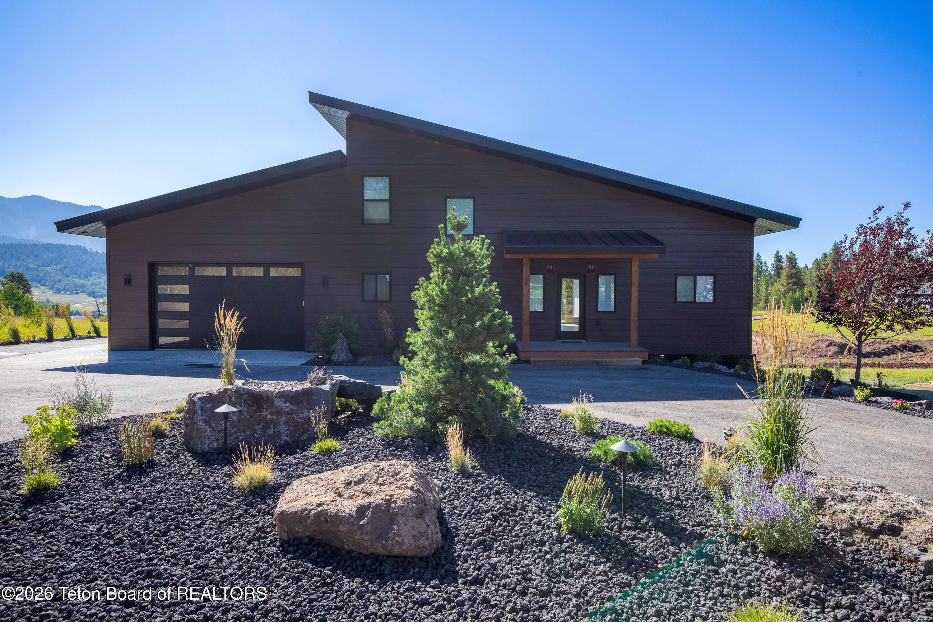 149 ALPINE MEADOW Loop