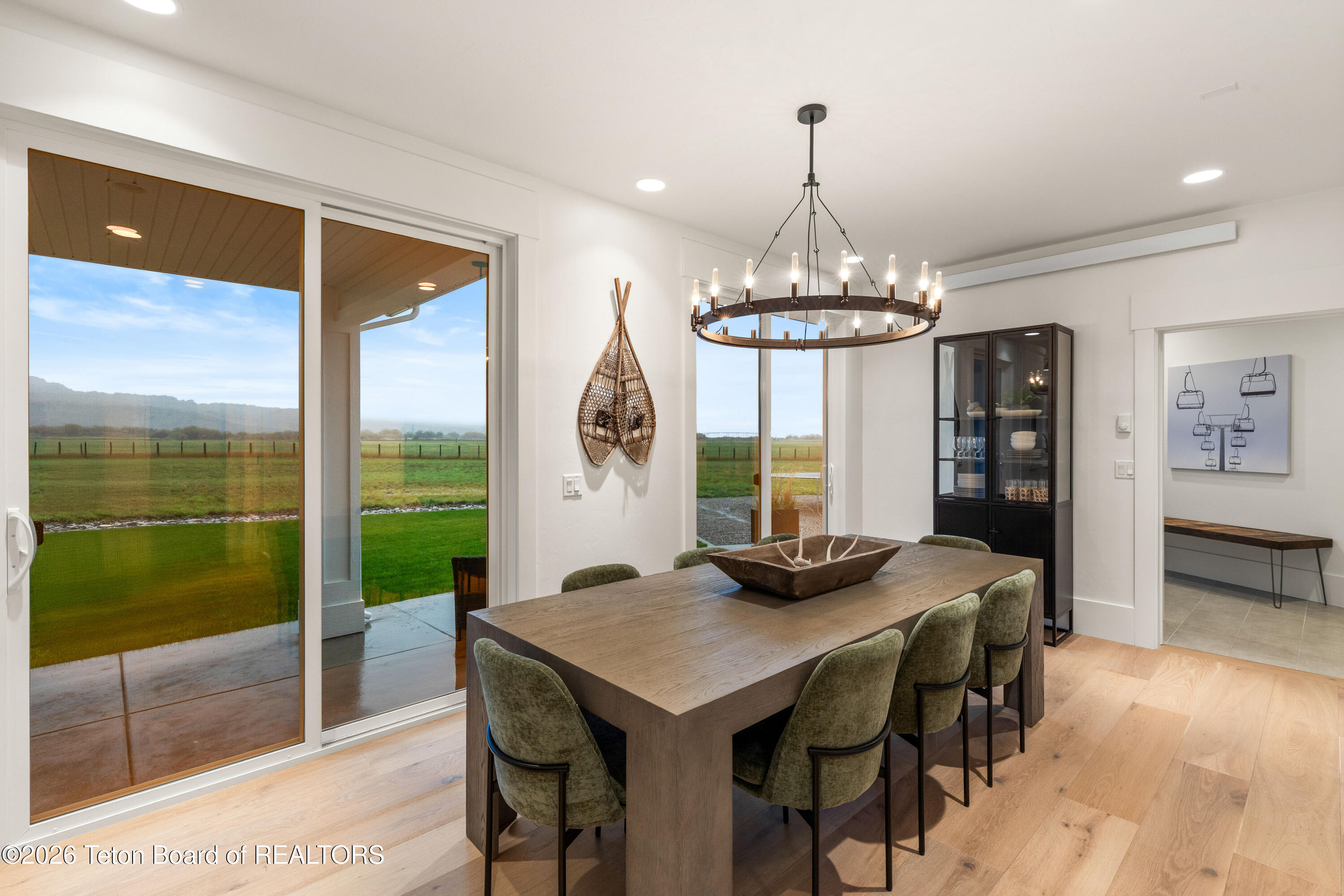 1290 SMOKY CANYON Road