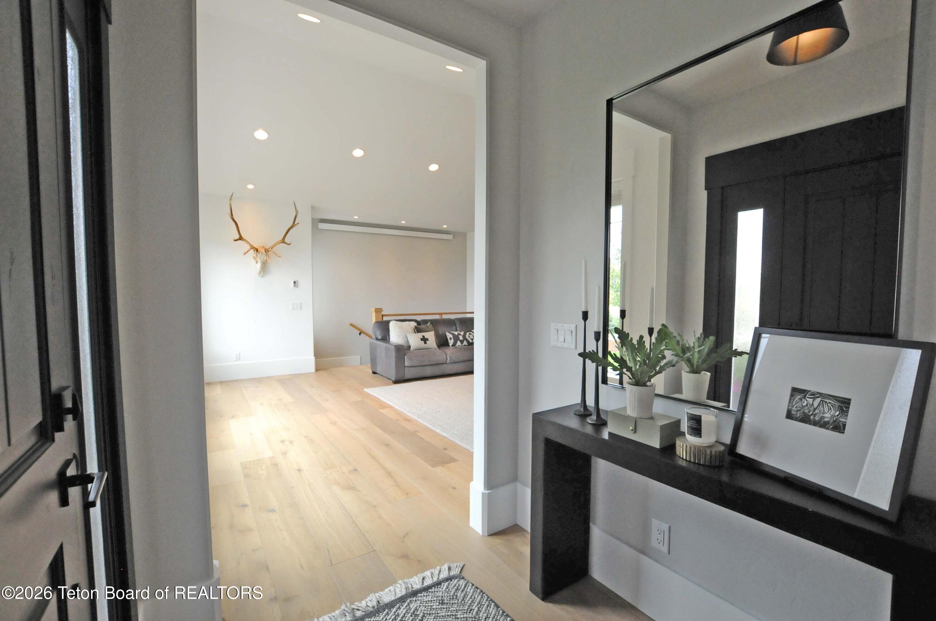 1290 SMOKY CANYON Road