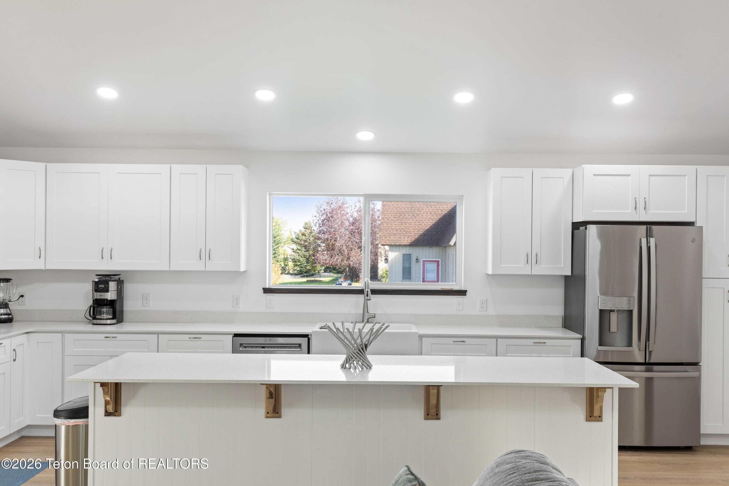 116 CLEARVIEW Drive