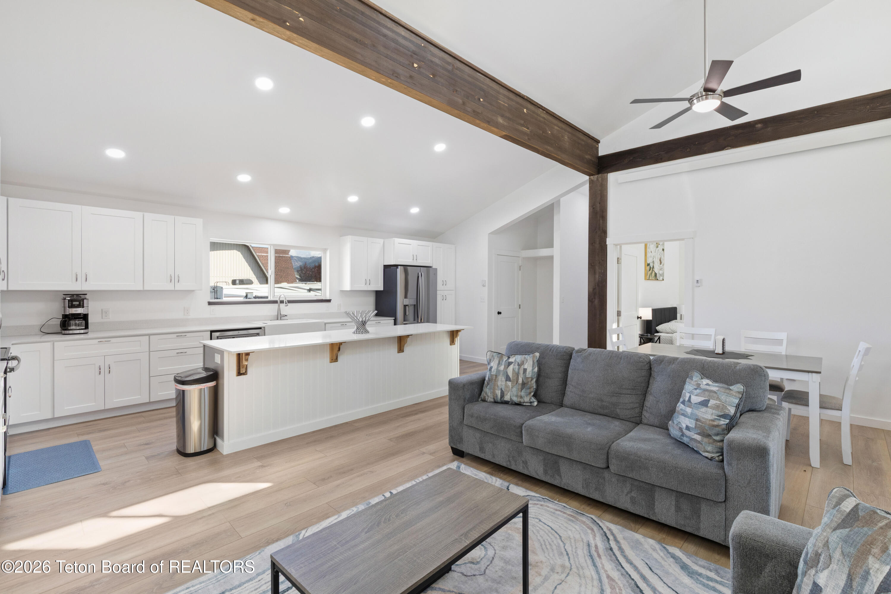 116 CLEARVIEW Drive