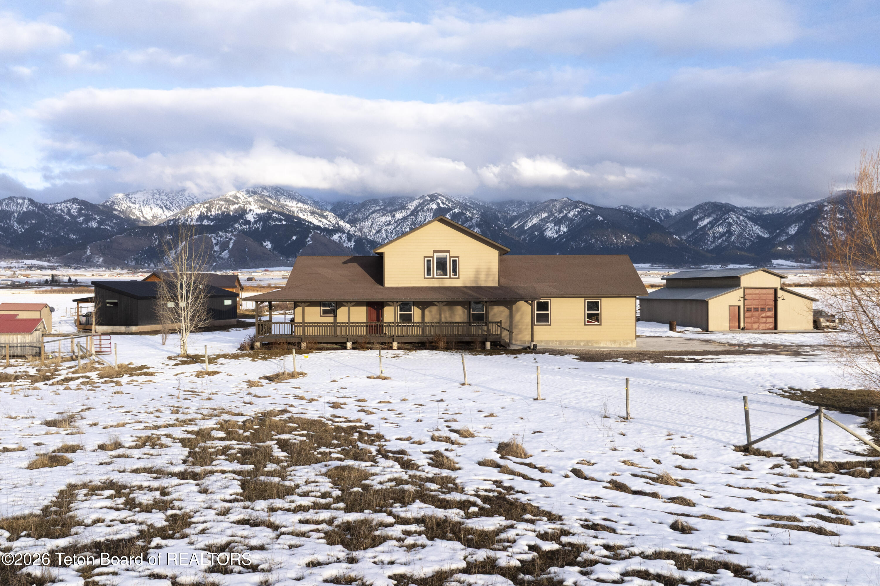 5352 COUNTY ROAD 114