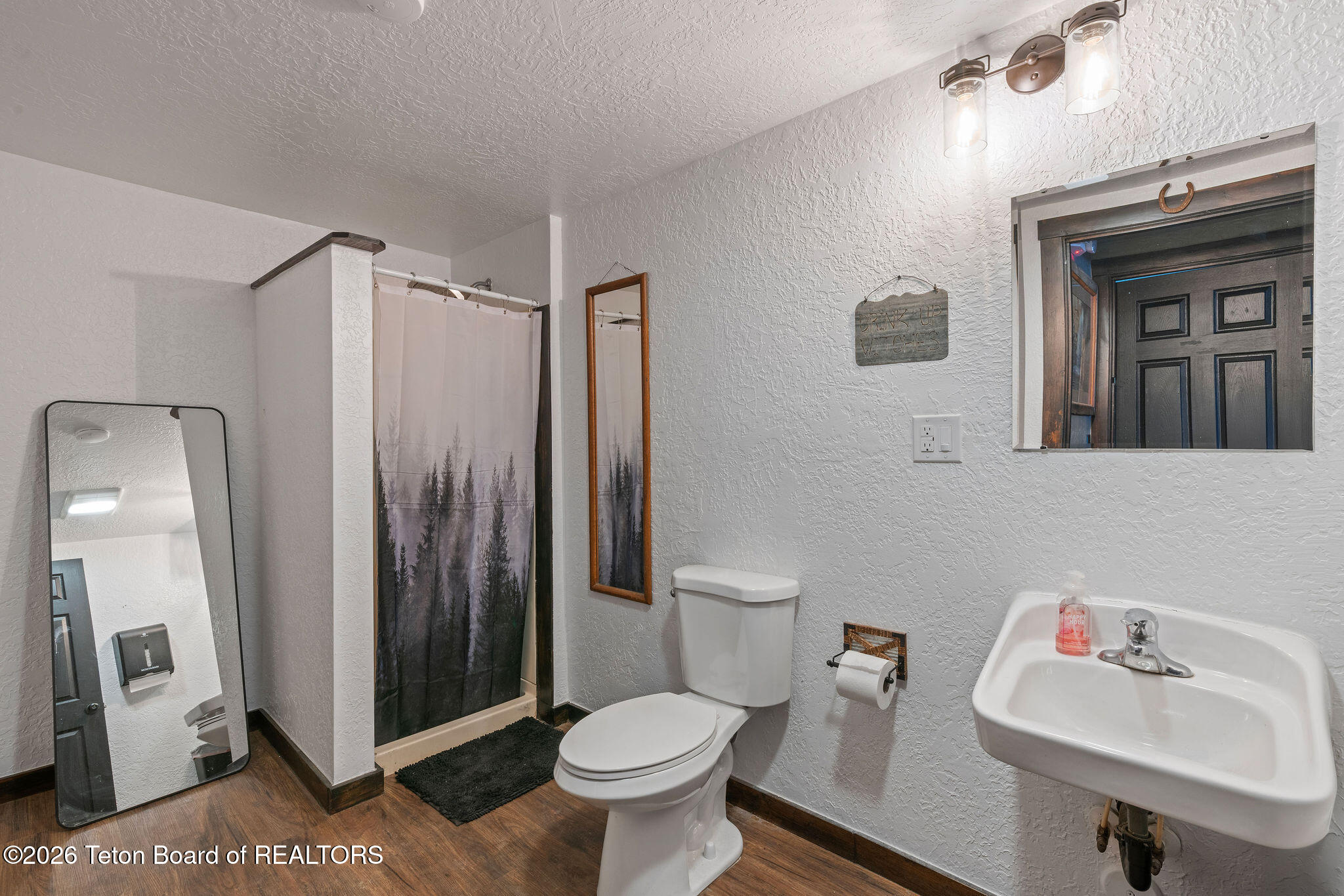 3449 SWAN VALLEY Highway