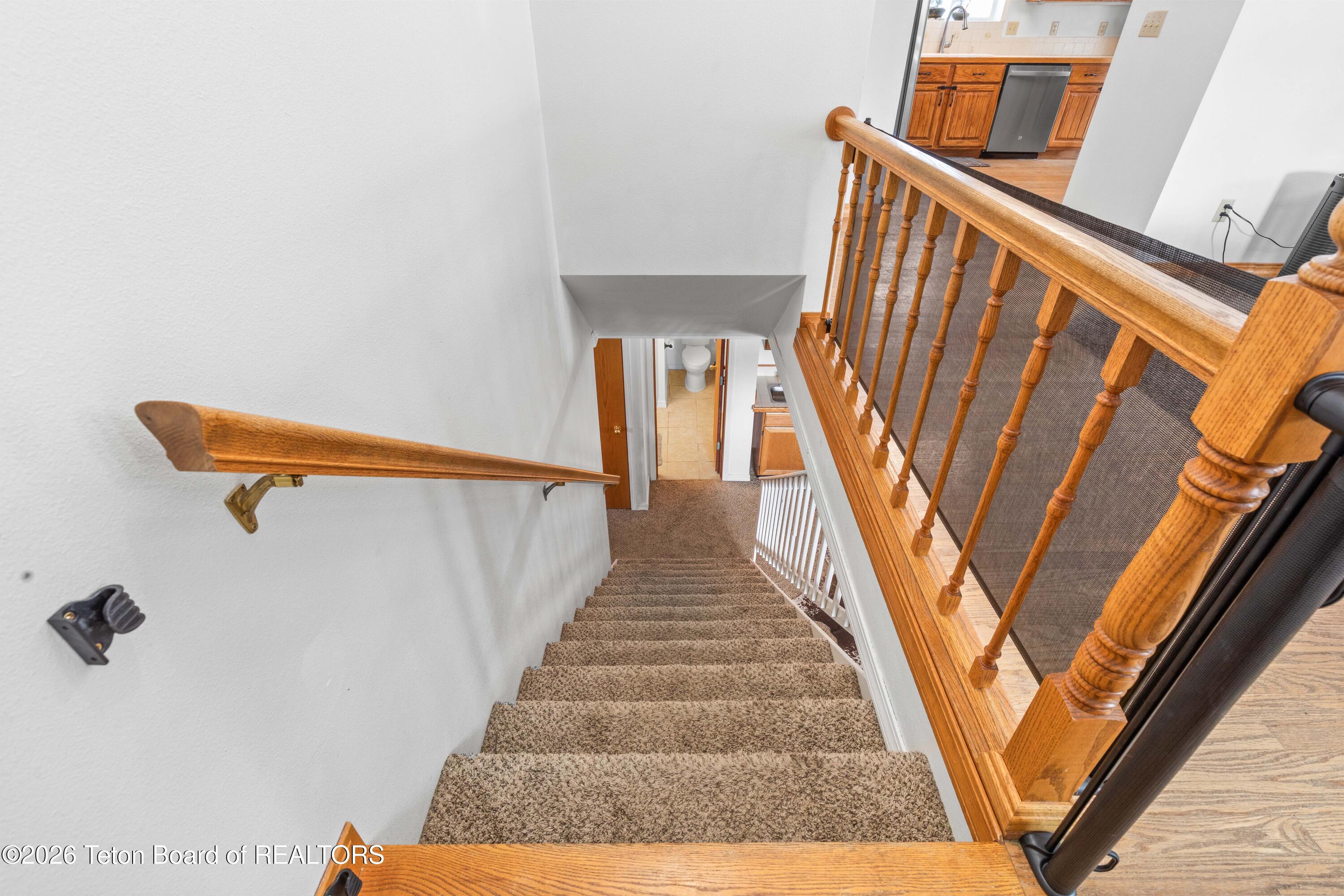 385 HARDMAN Road