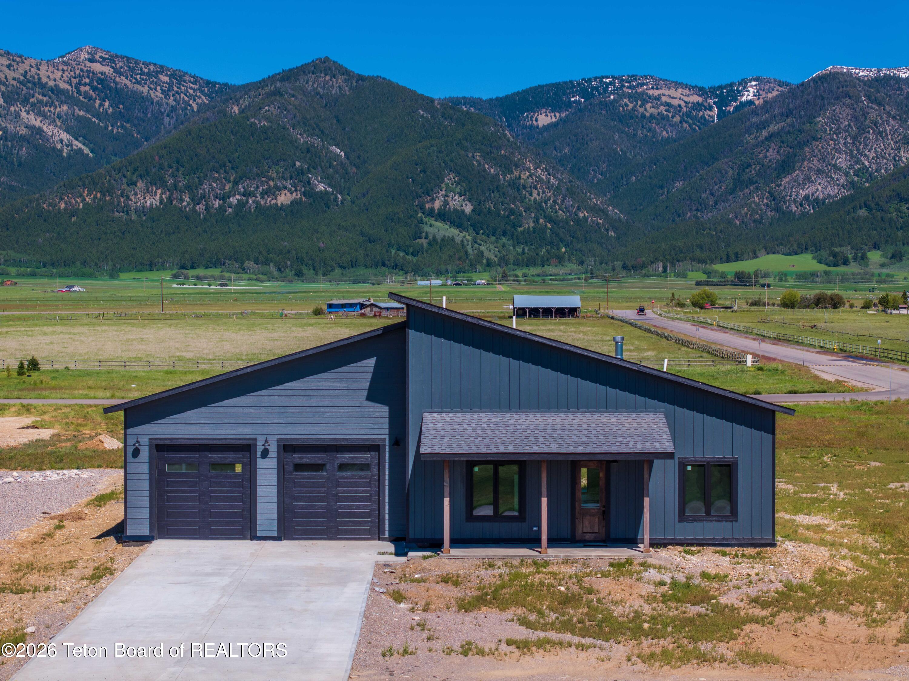 524 LITTLE GREY'S Loop