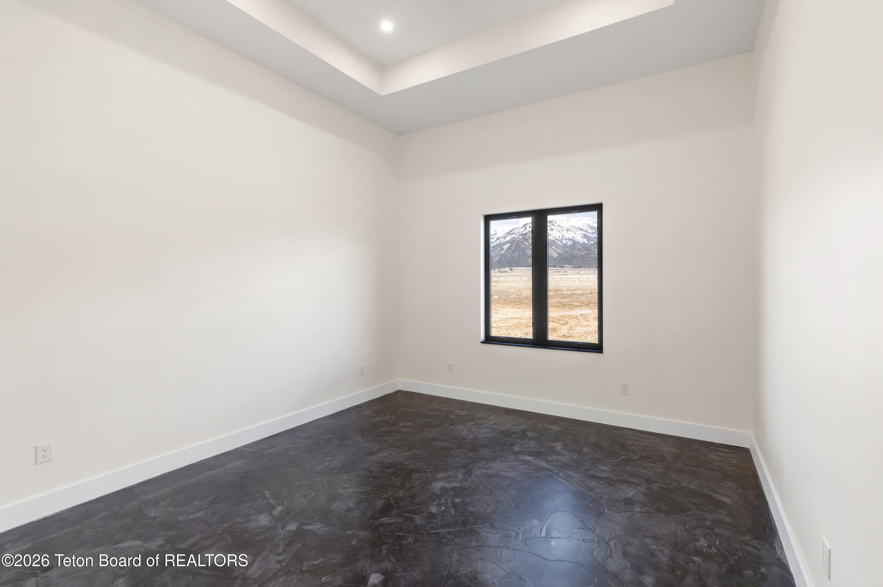 524 LITTLE GREY'S Loop
