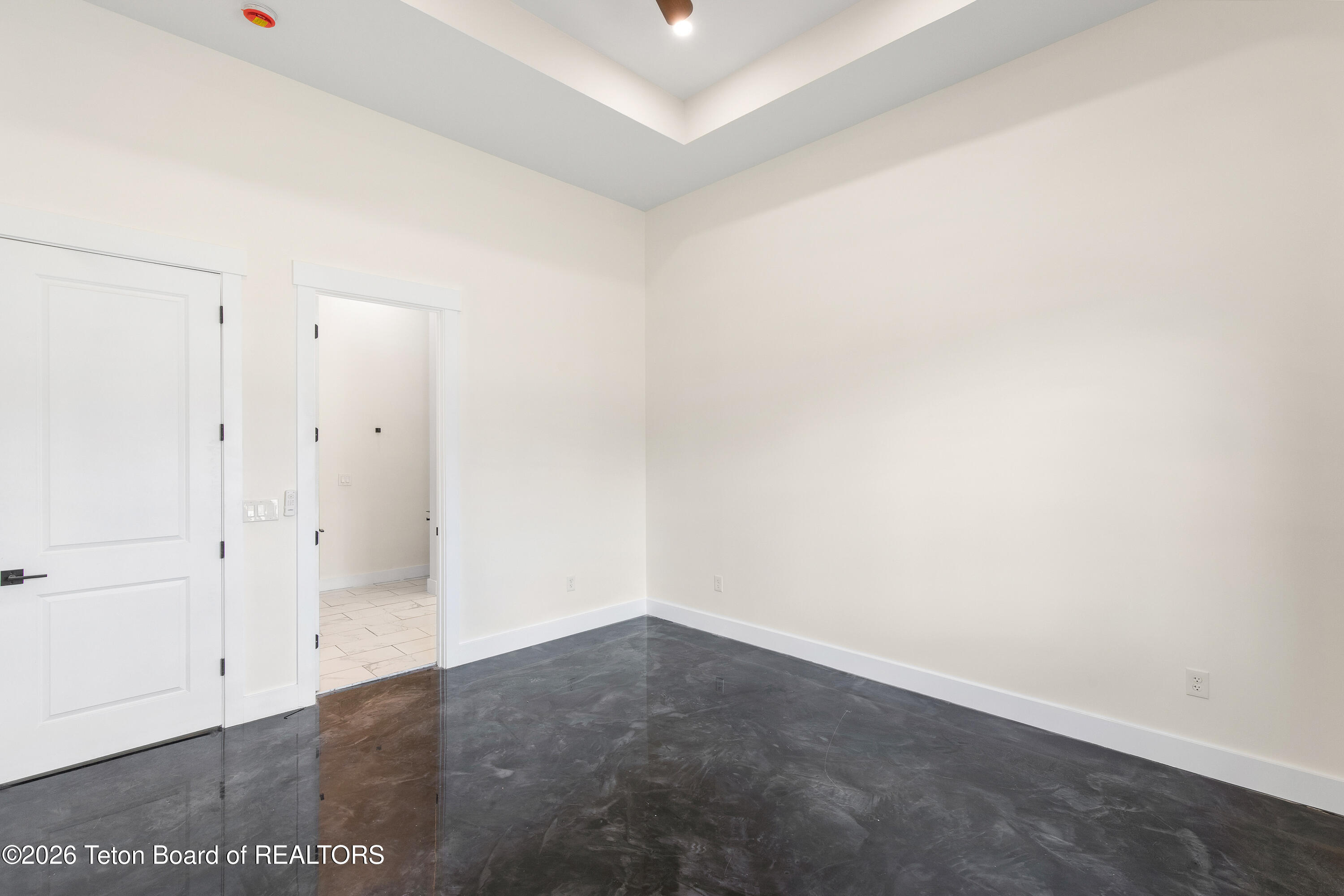 524 LITTLE GREY'S Loop