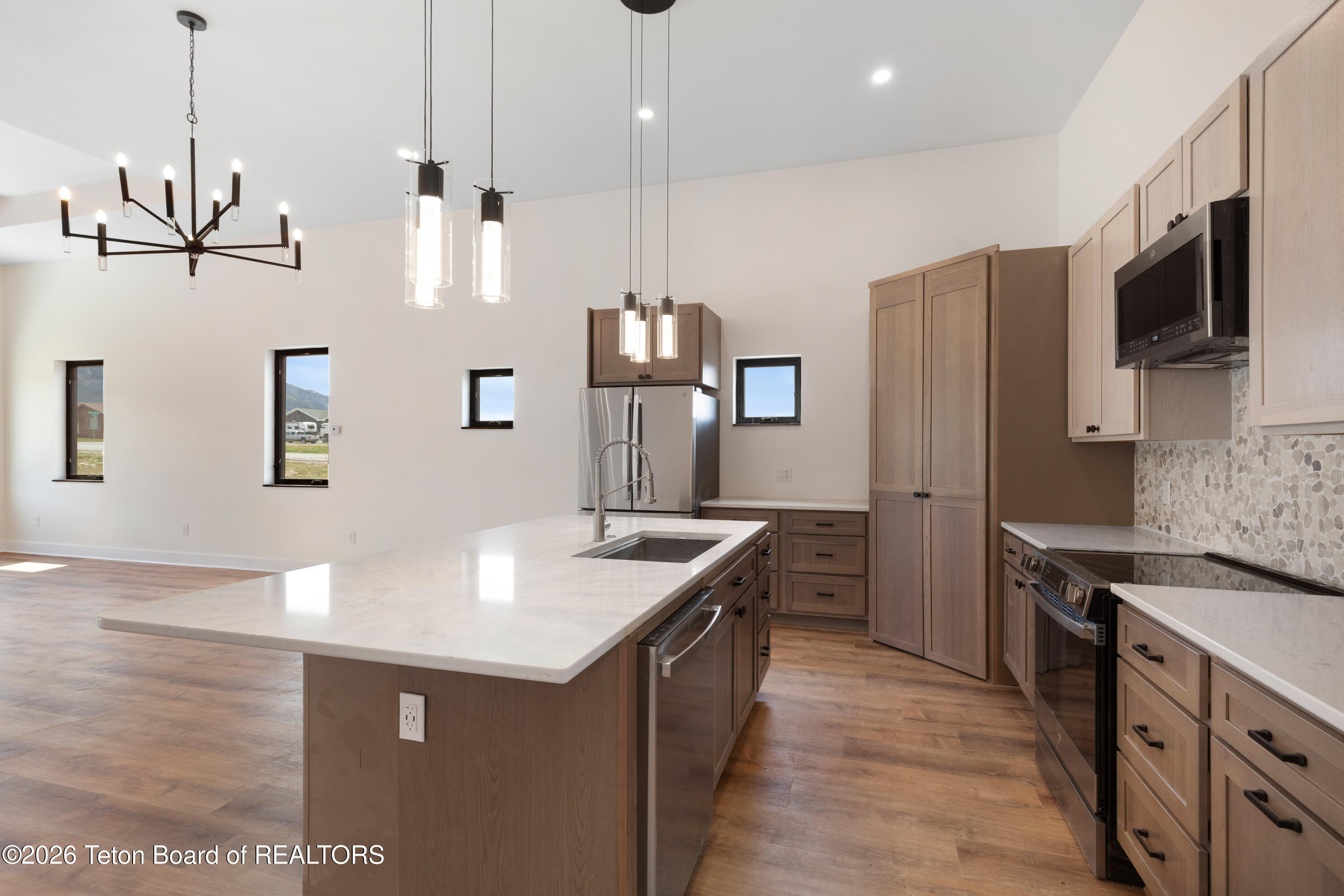 524 LITTLE GREY'S Loop