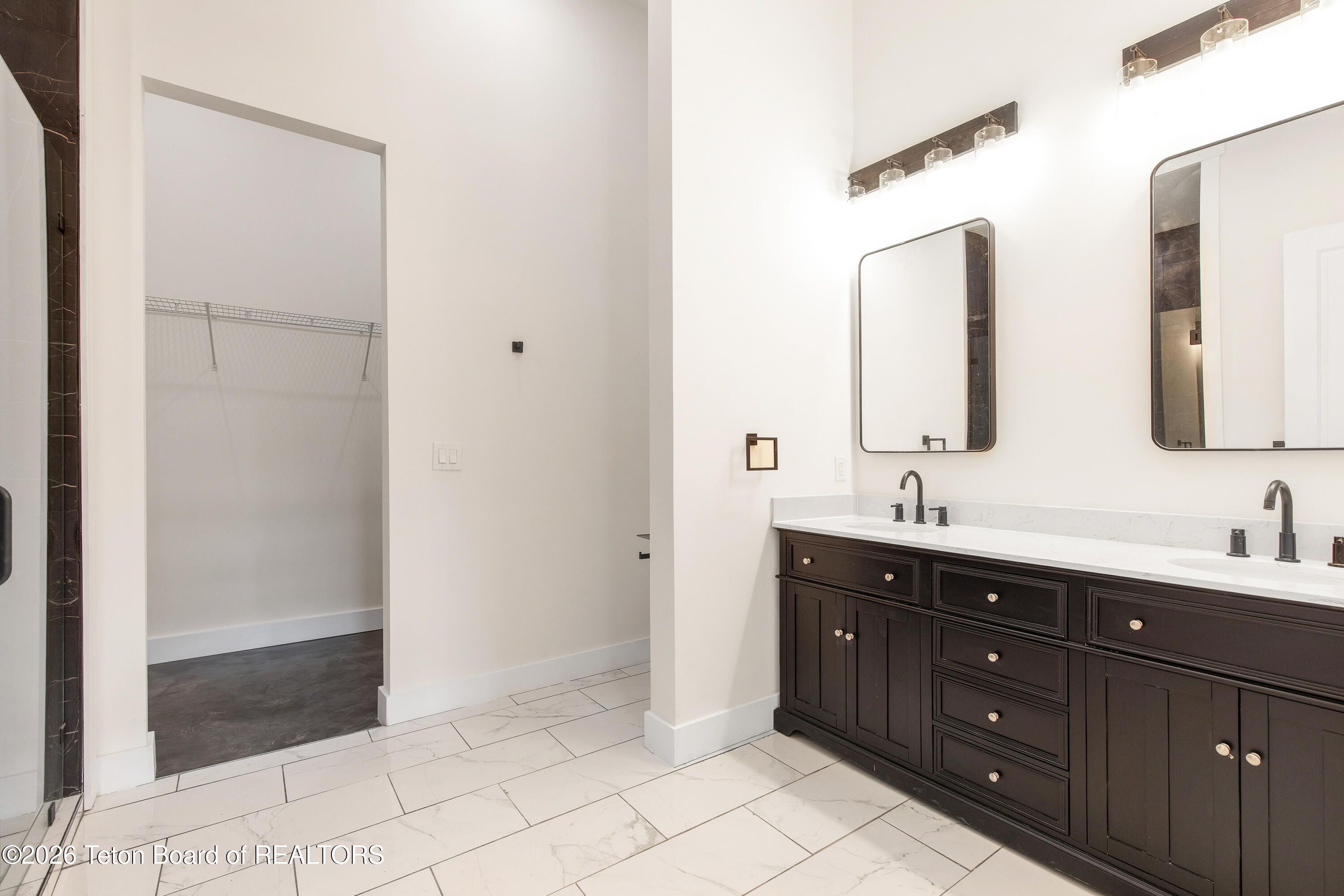 524 LITTLE GREY'S Loop