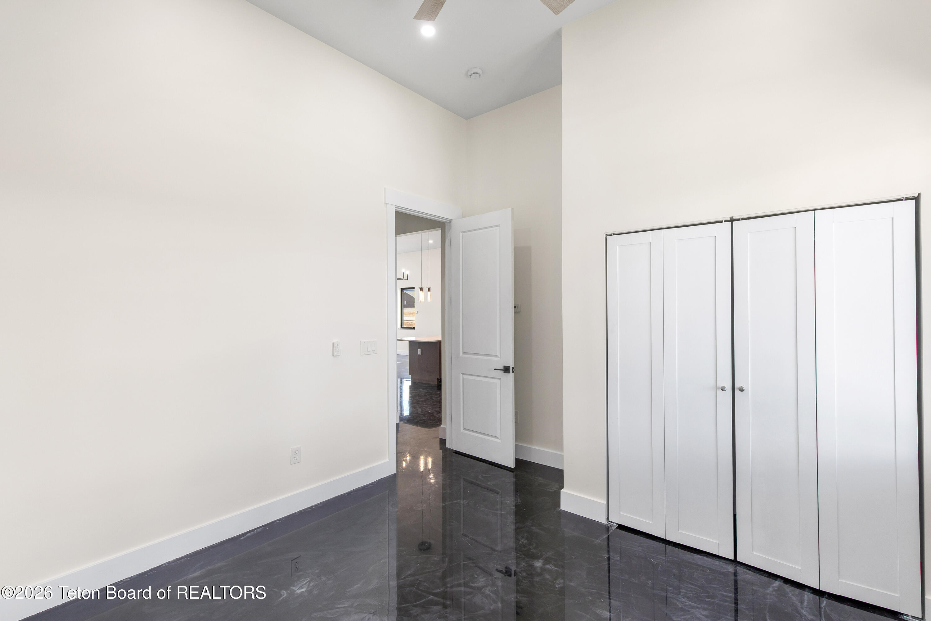 524 LITTLE GREY'S Loop