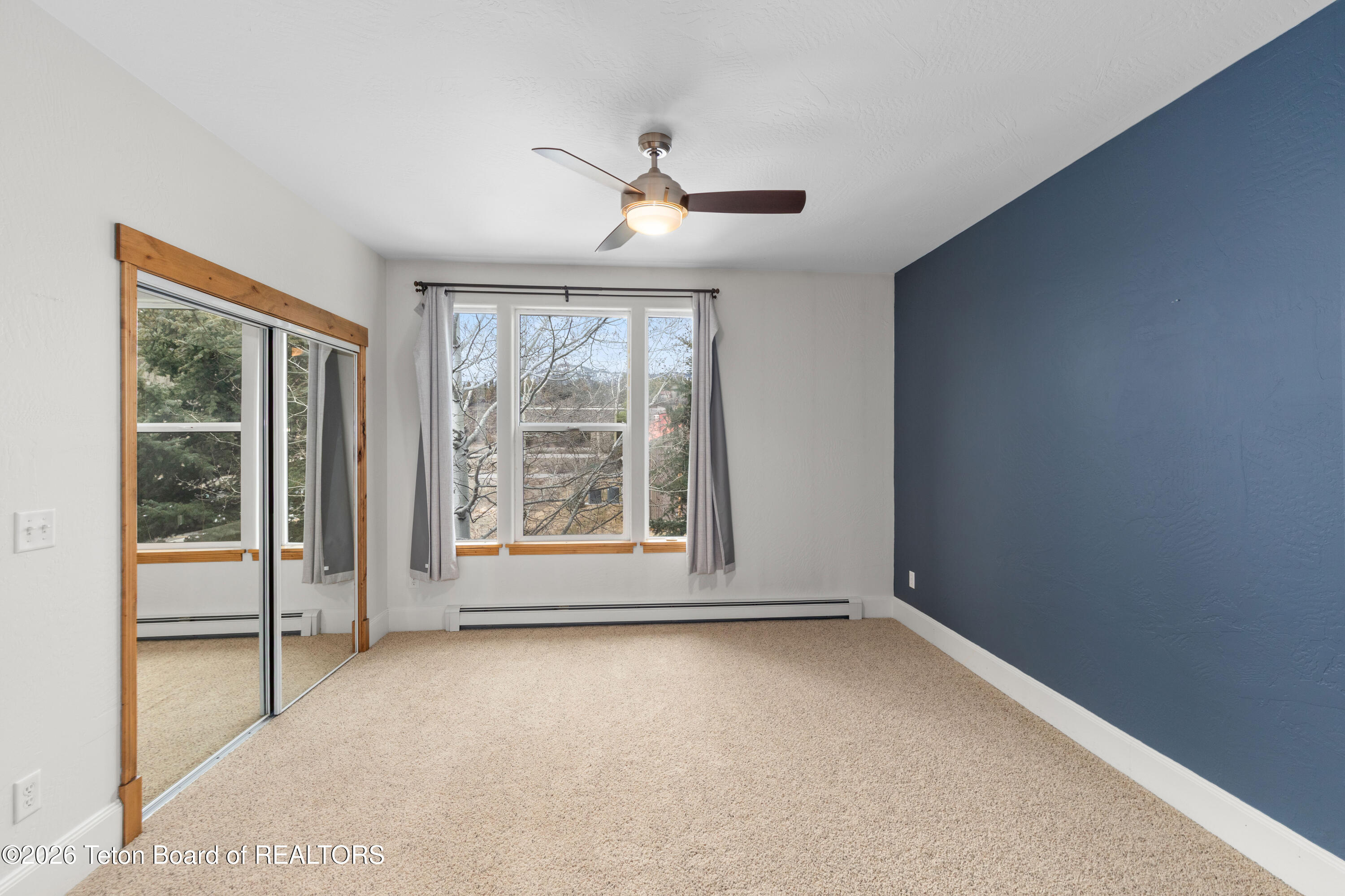 27 BLUE WING Lane C