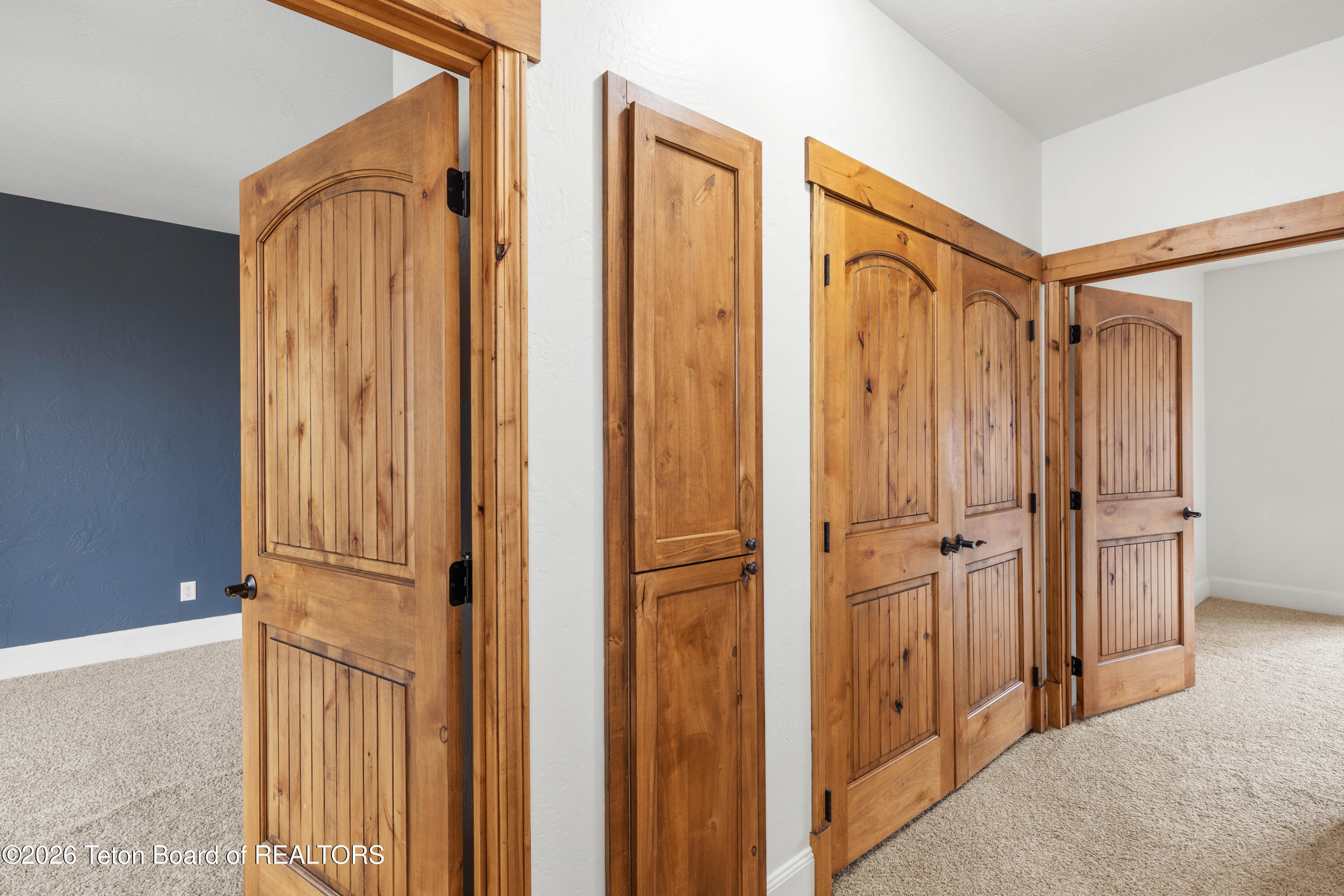 27 BLUE WING Lane C
