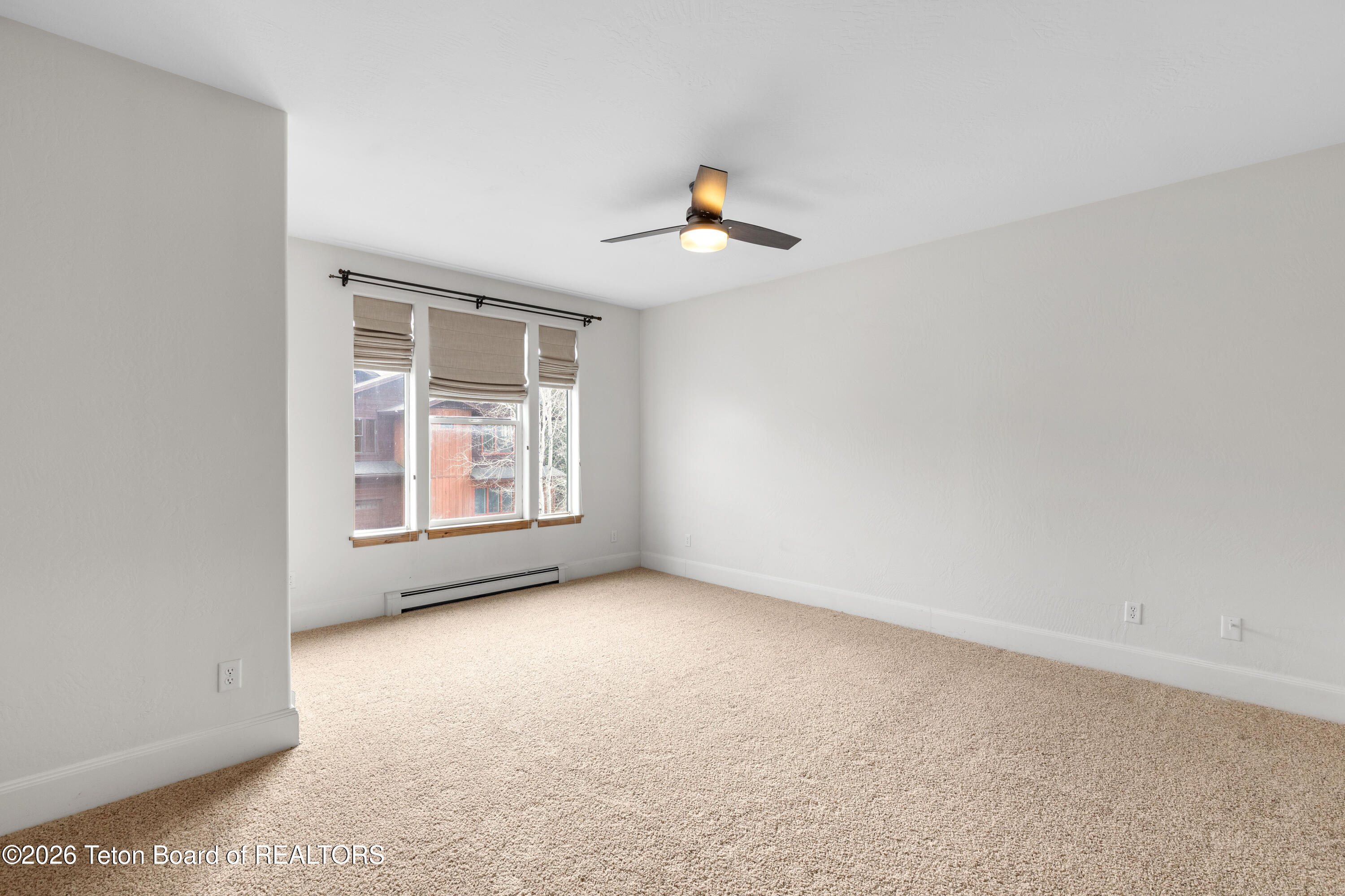 27 BLUE WING Lane C