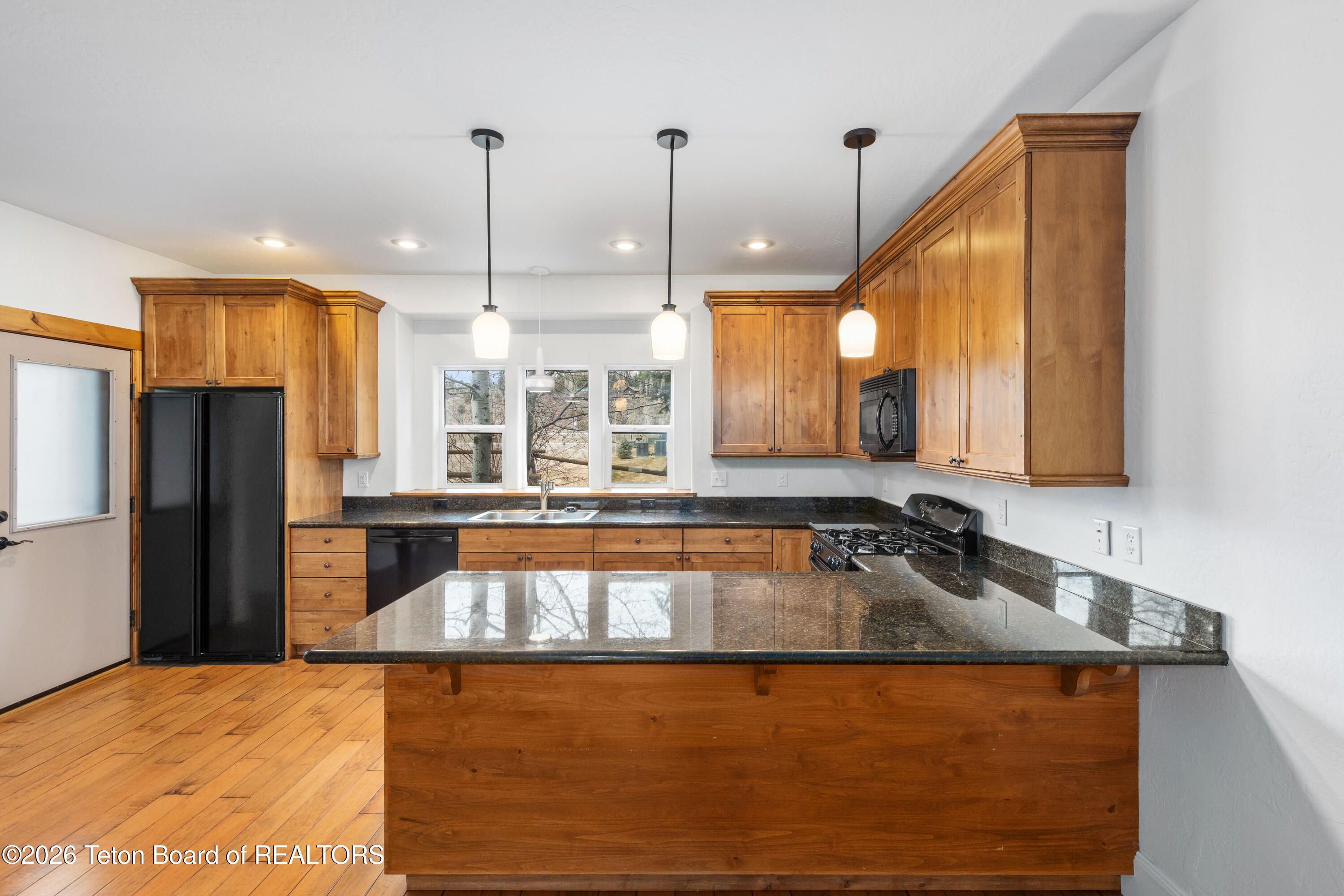 27 BLUE WING Lane C