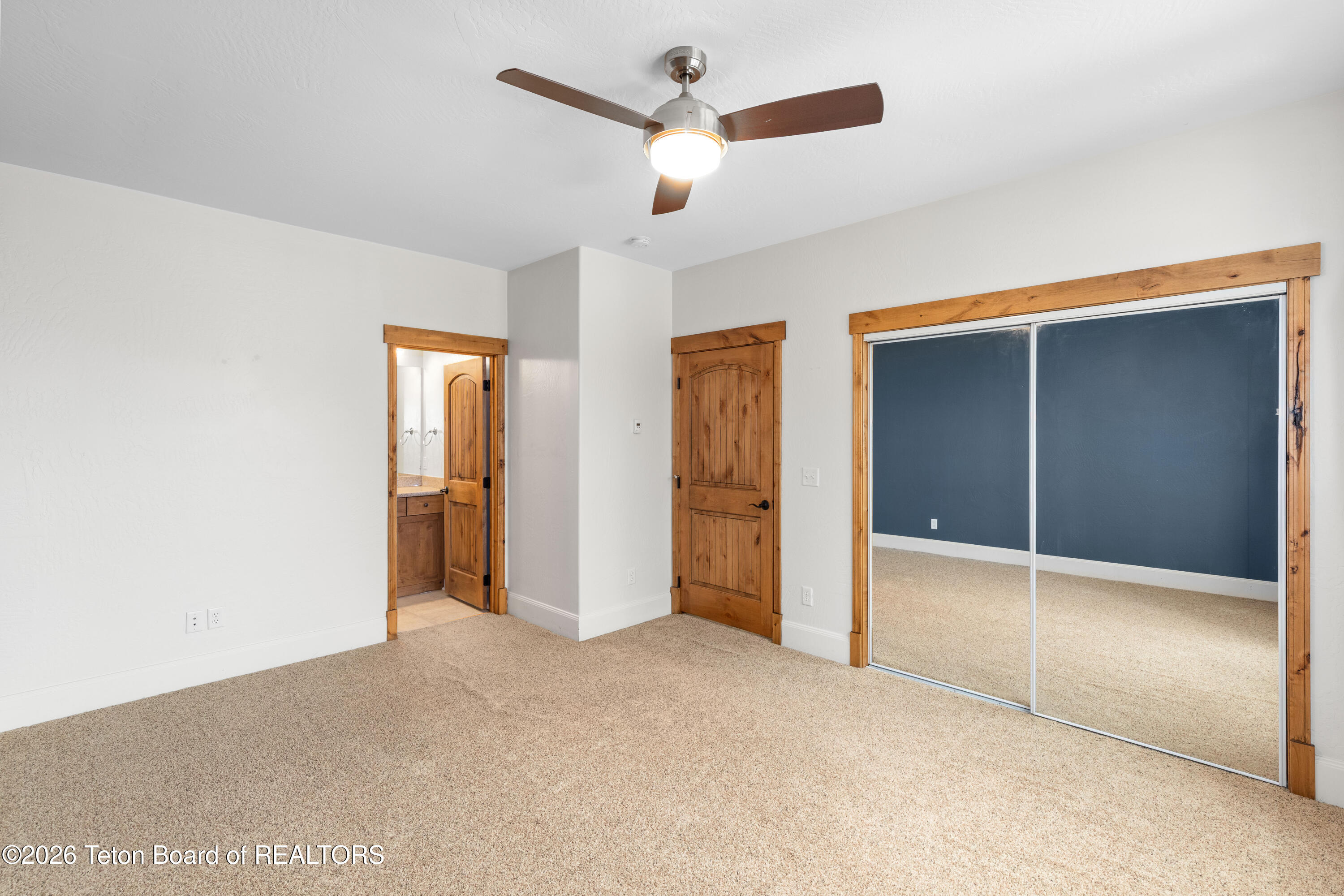 27 BLUE WING Lane C