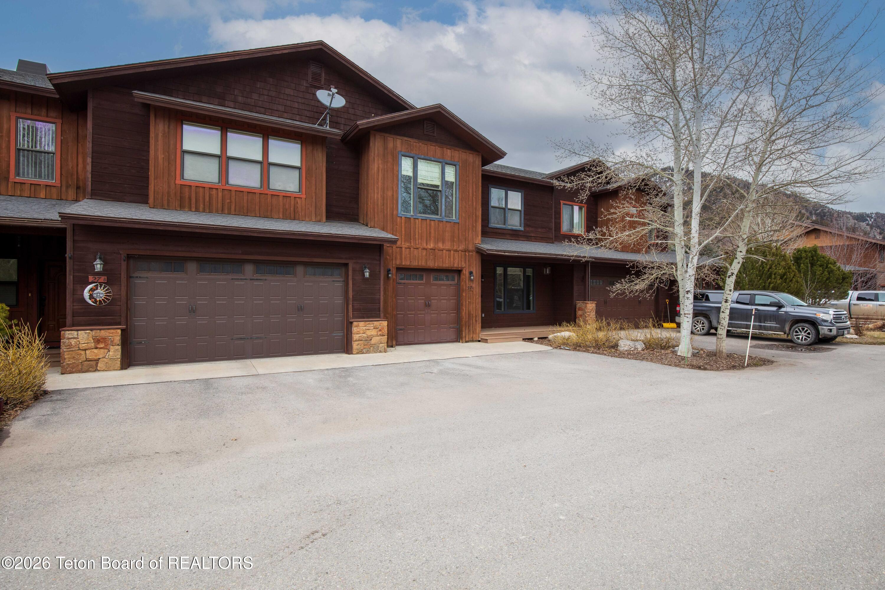 27 BLUE WING Lane C