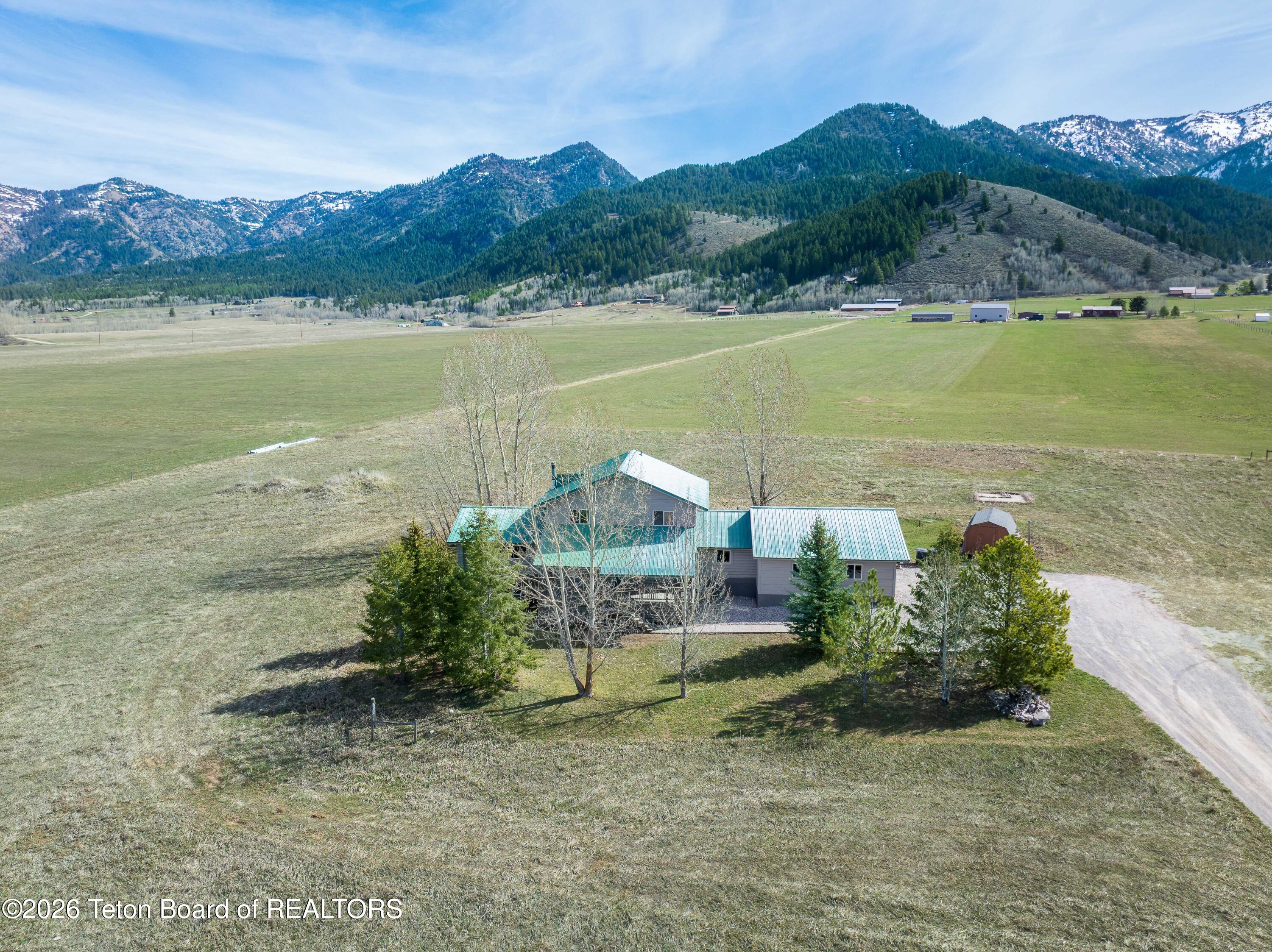 898 SADDLE Drive